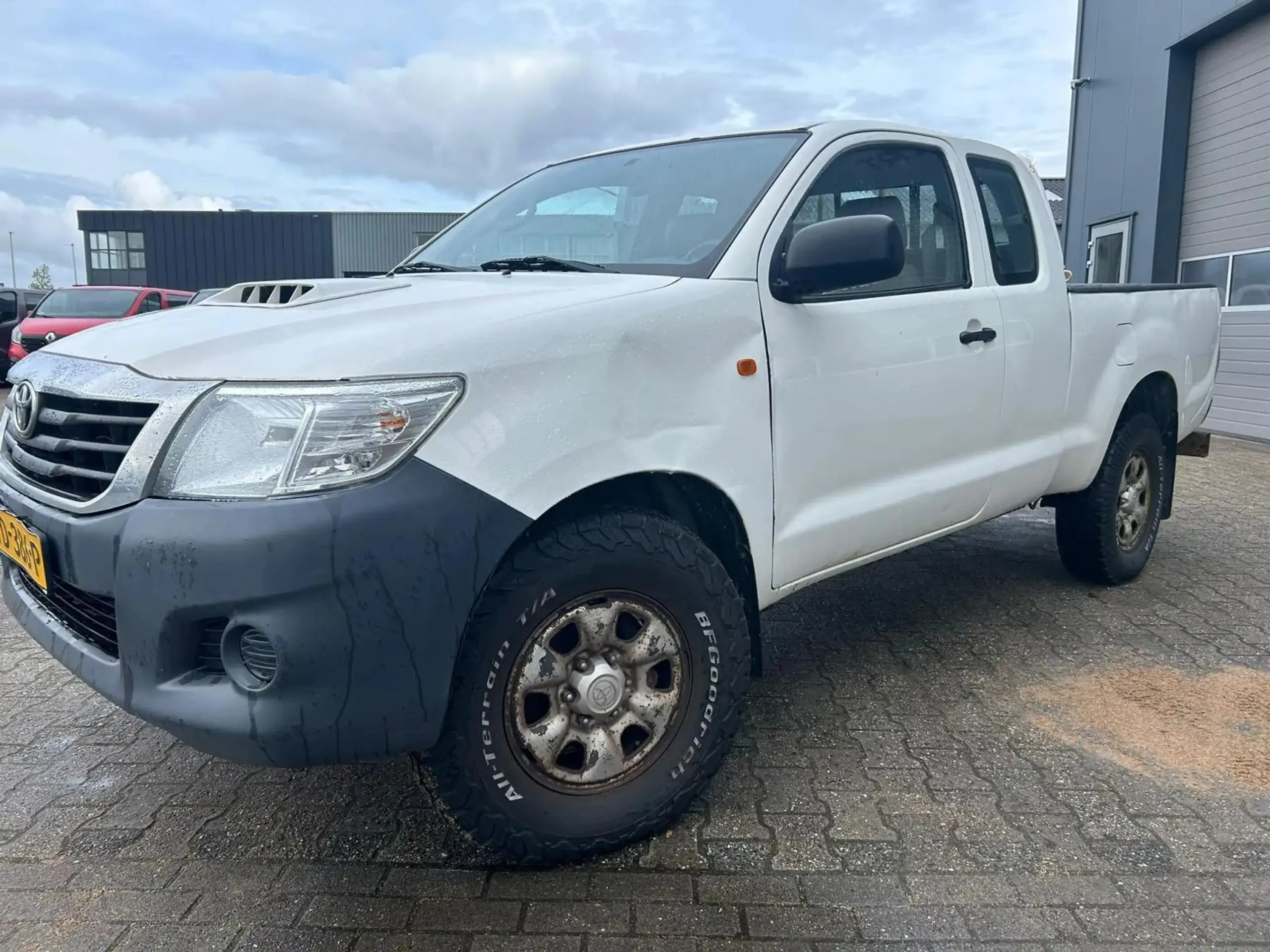 Toyota - Hilux