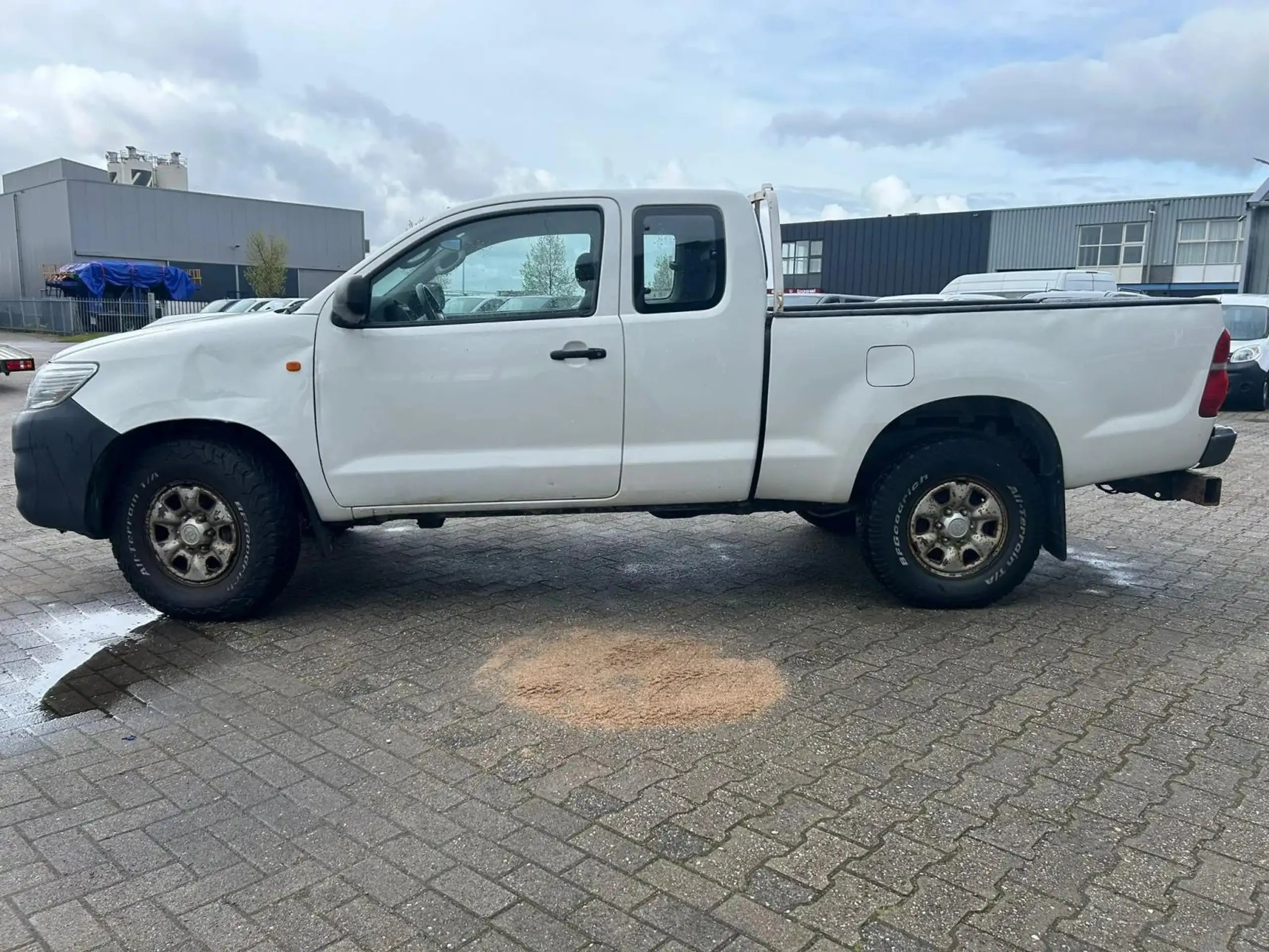 Toyota - Hilux