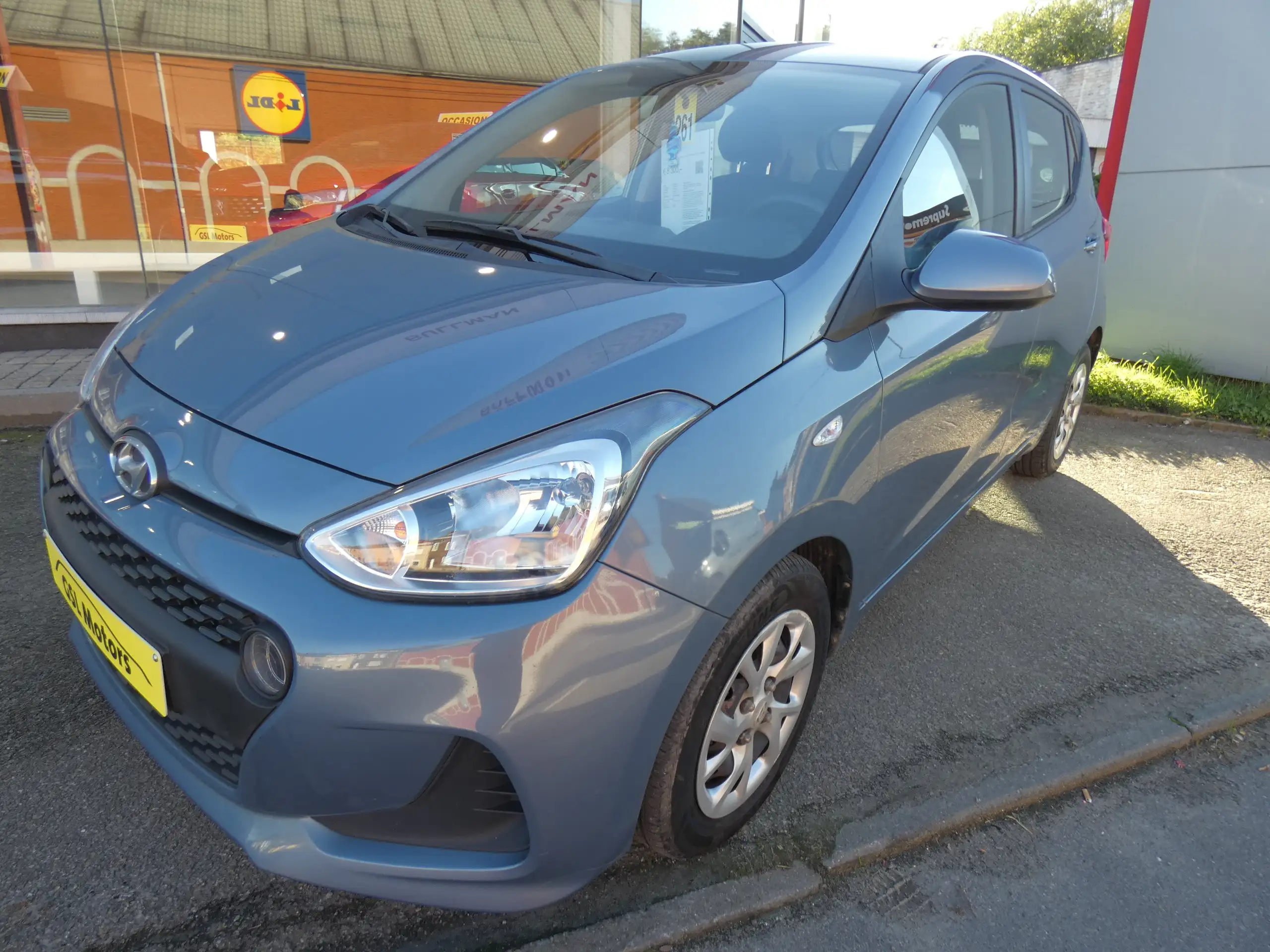 Hyundai - i10