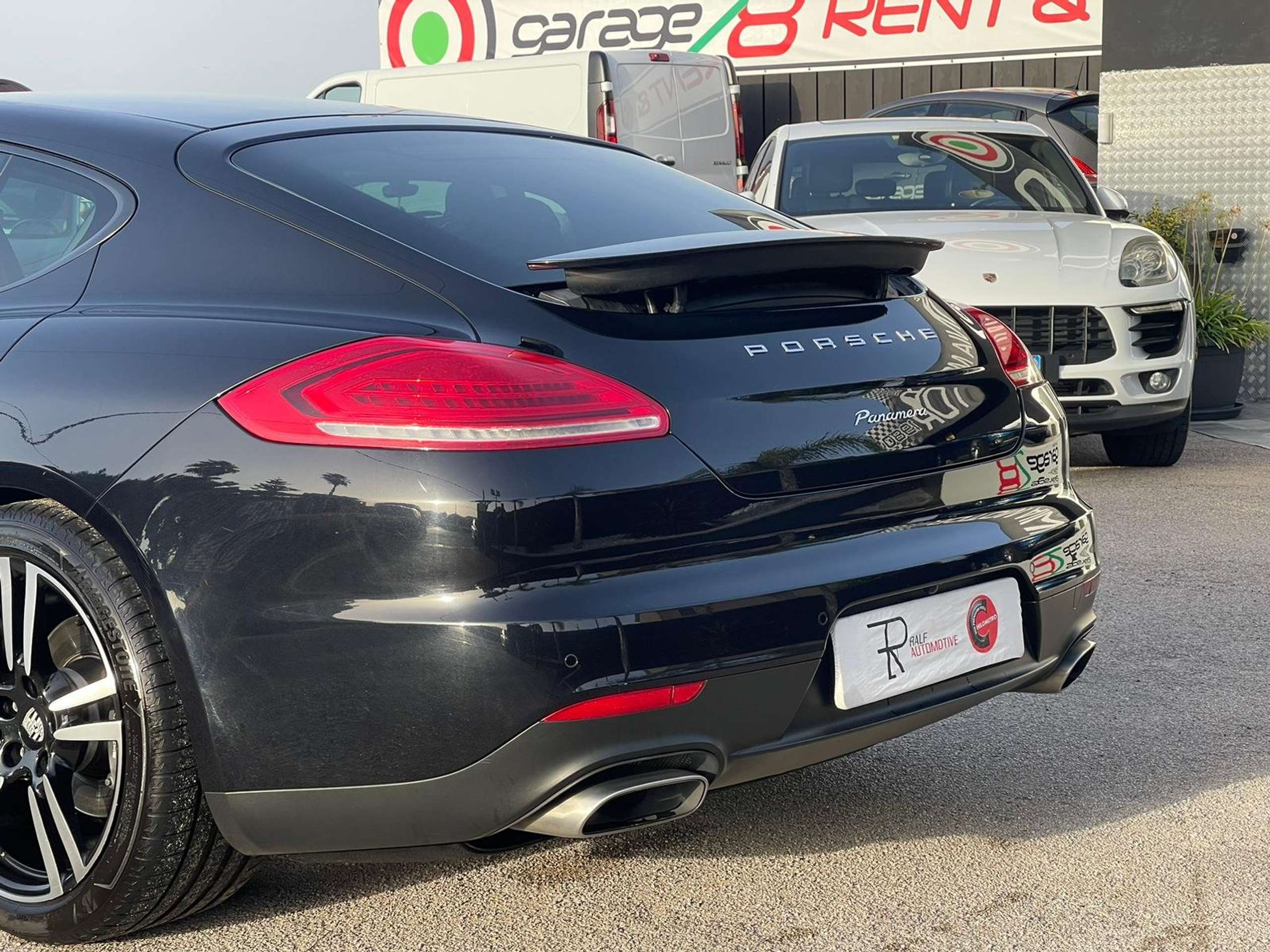 Porsche - Panamera