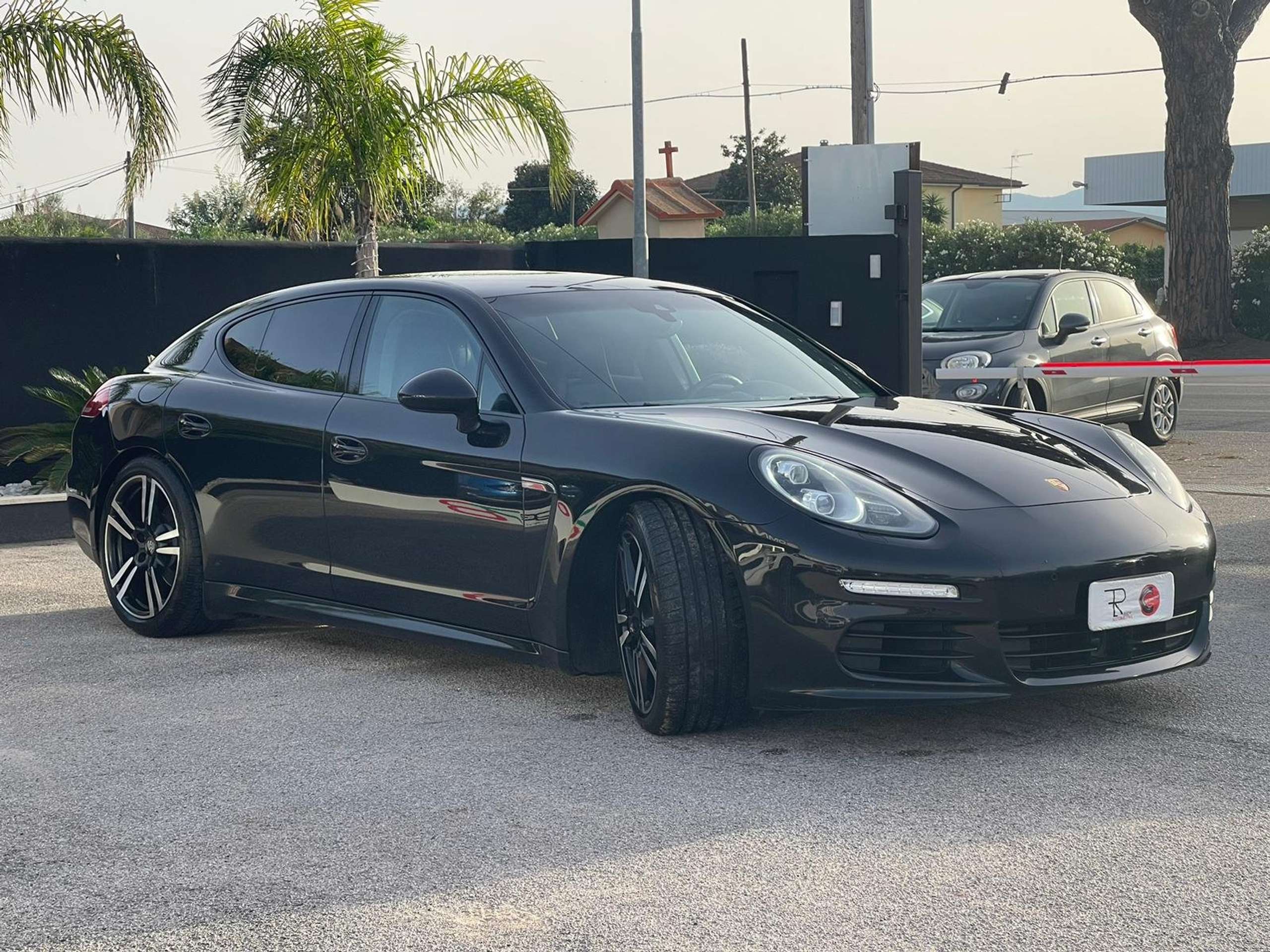 Porsche - Panamera