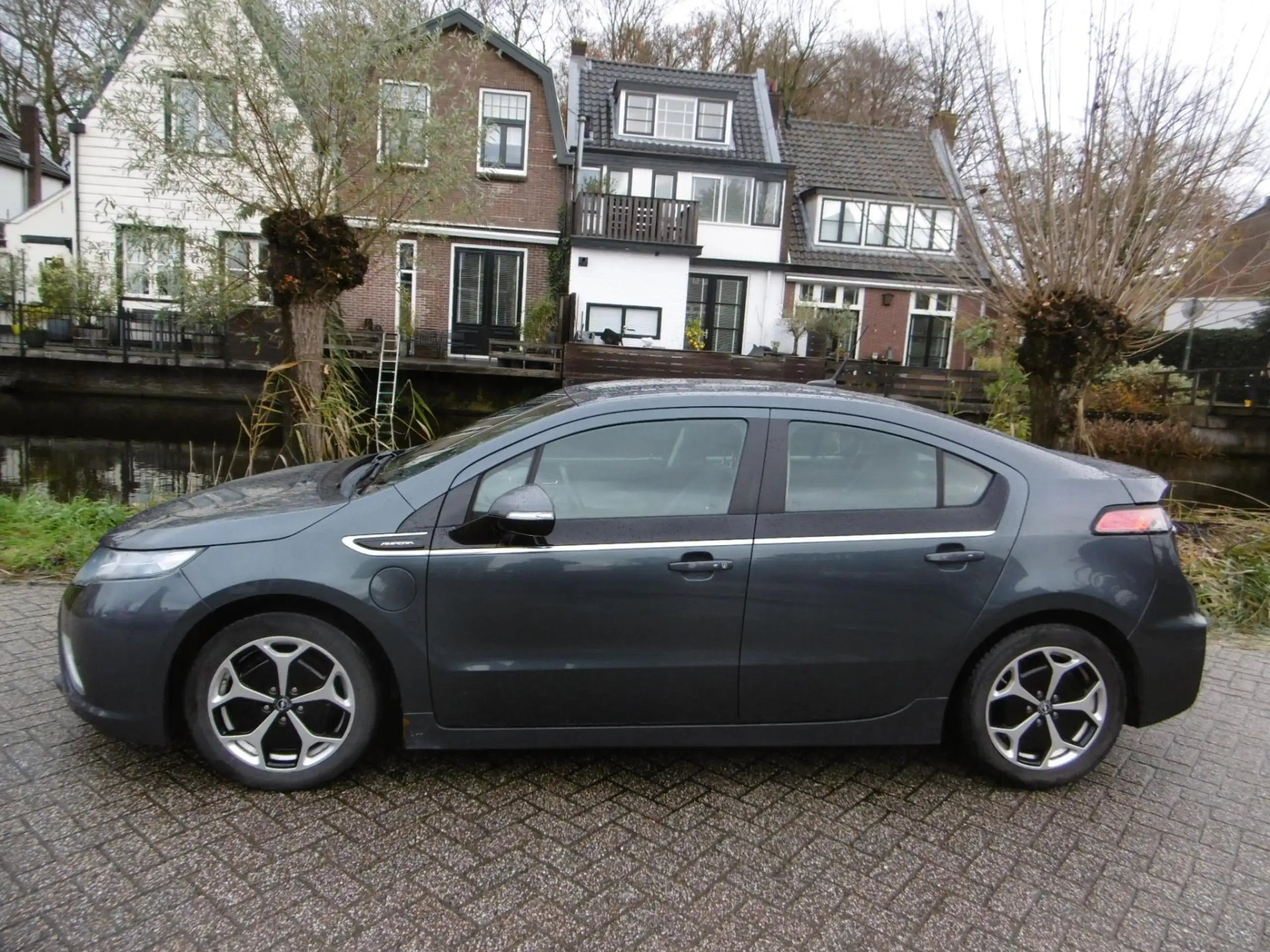 Opel - Ampera