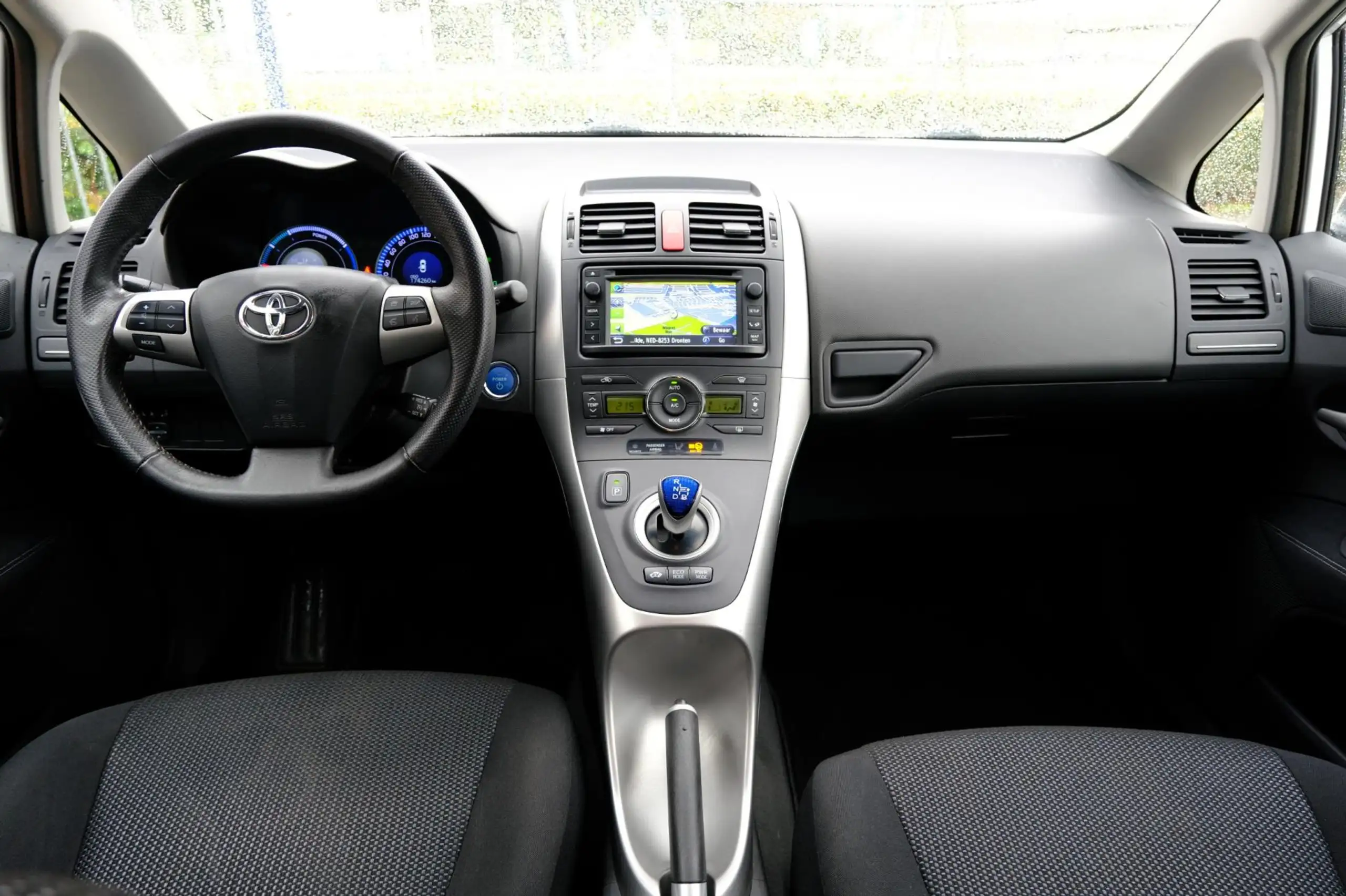 Toyota - Auris