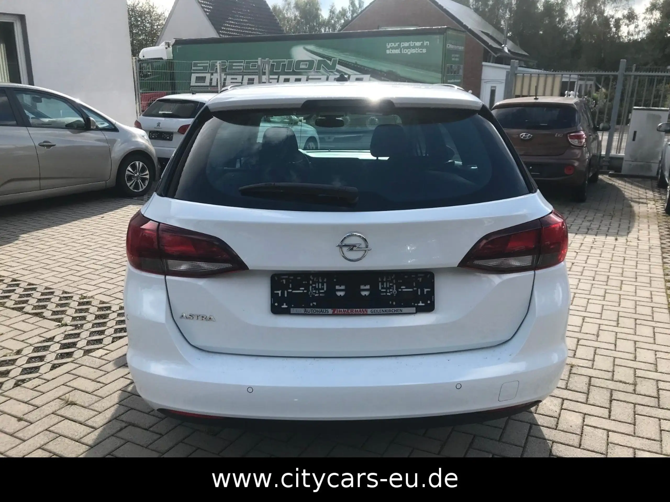 Opel - Astra