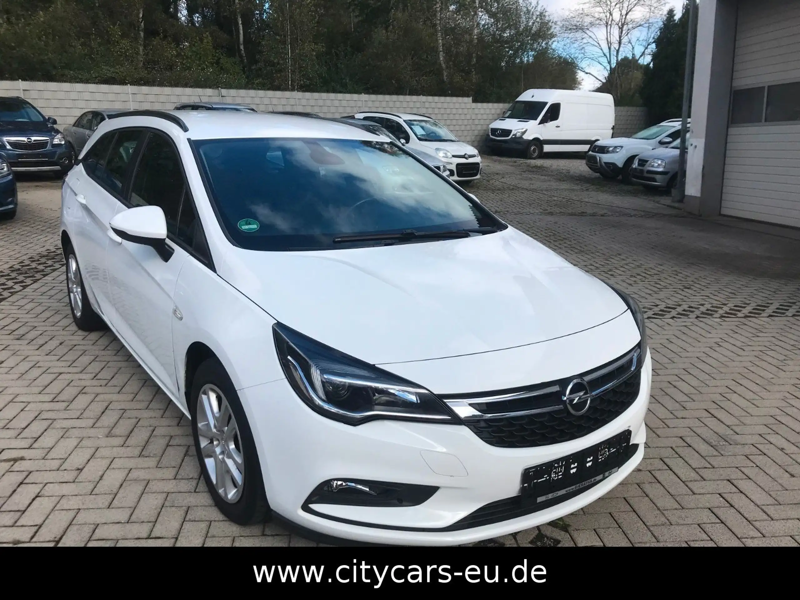 Opel - Astra