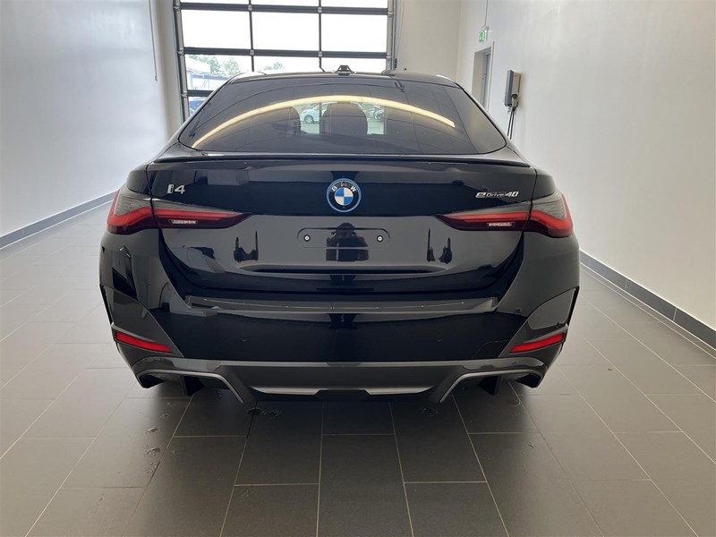 BMW - i4