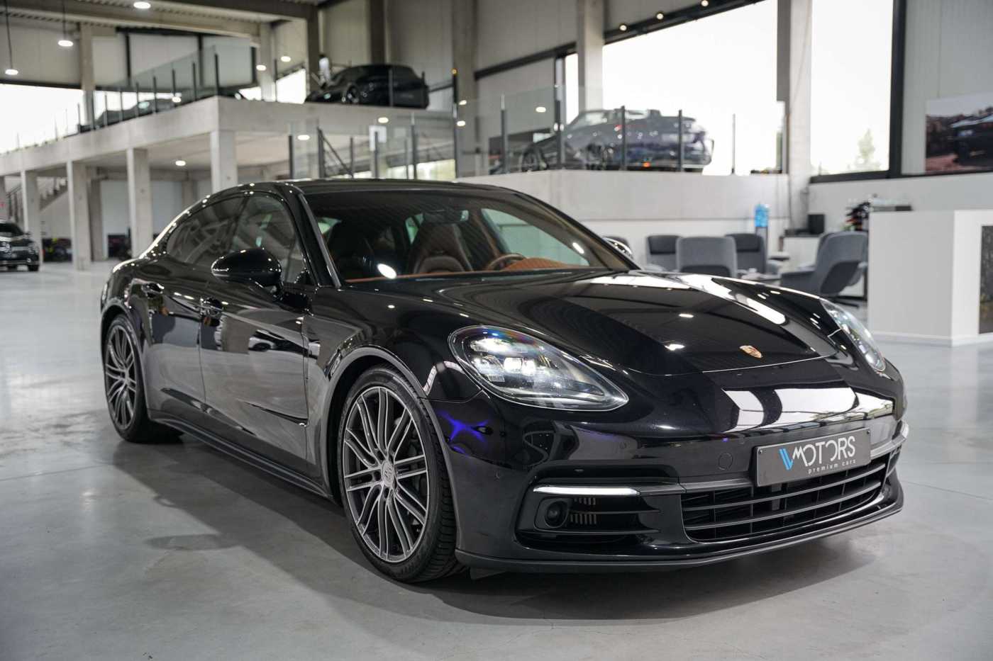 Porsche - Panamera