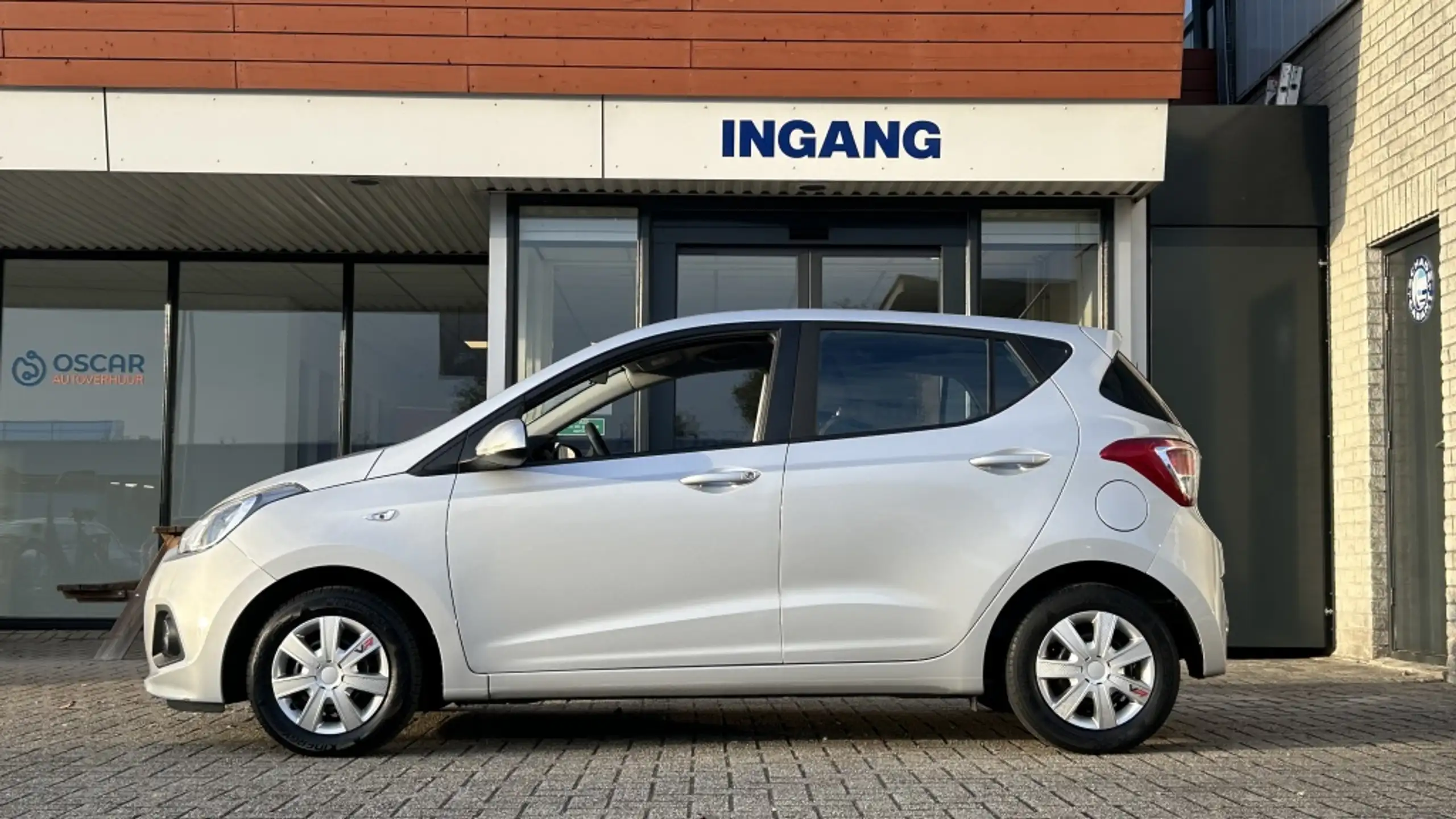 Hyundai - i10