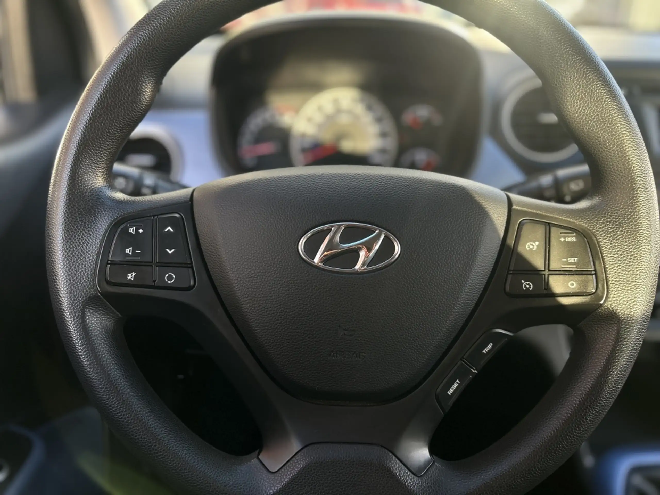 Hyundai - i10