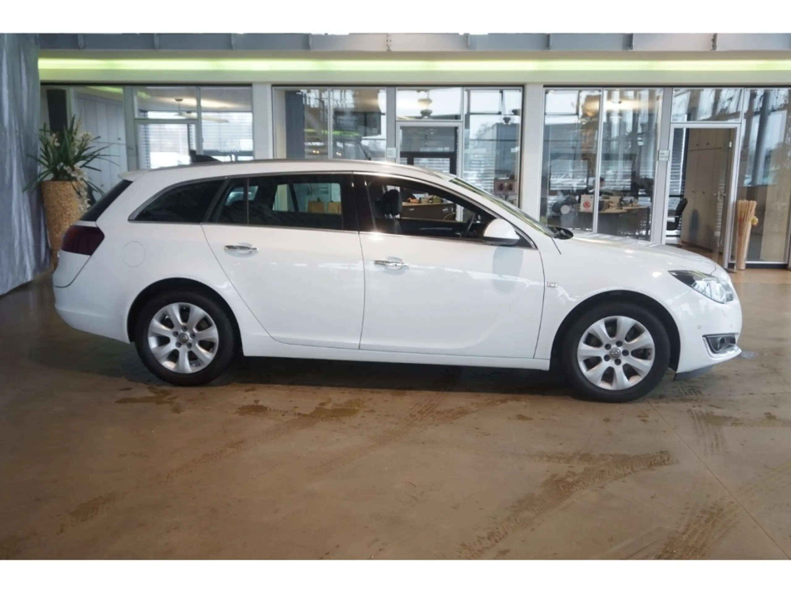 Opel - Insignia