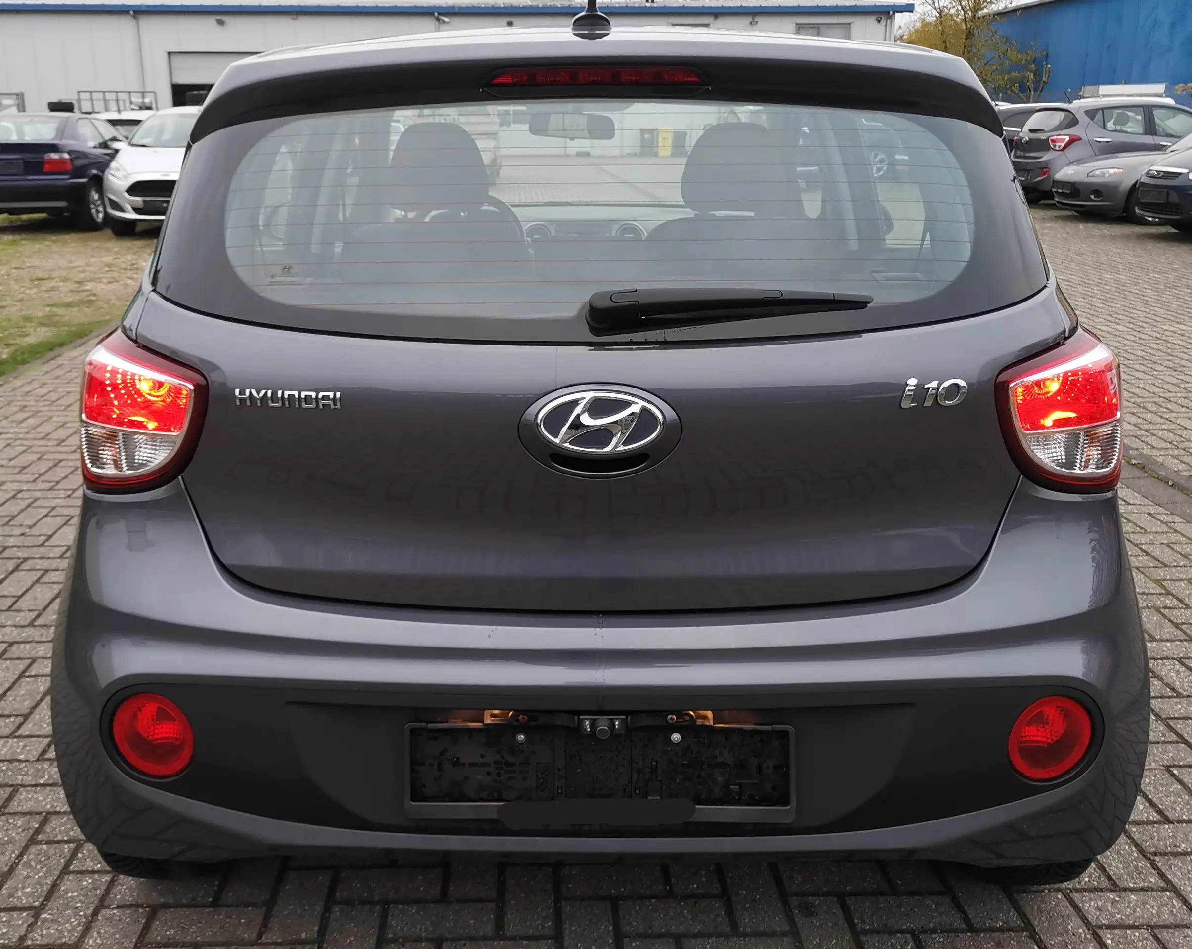 Hyundai - i10