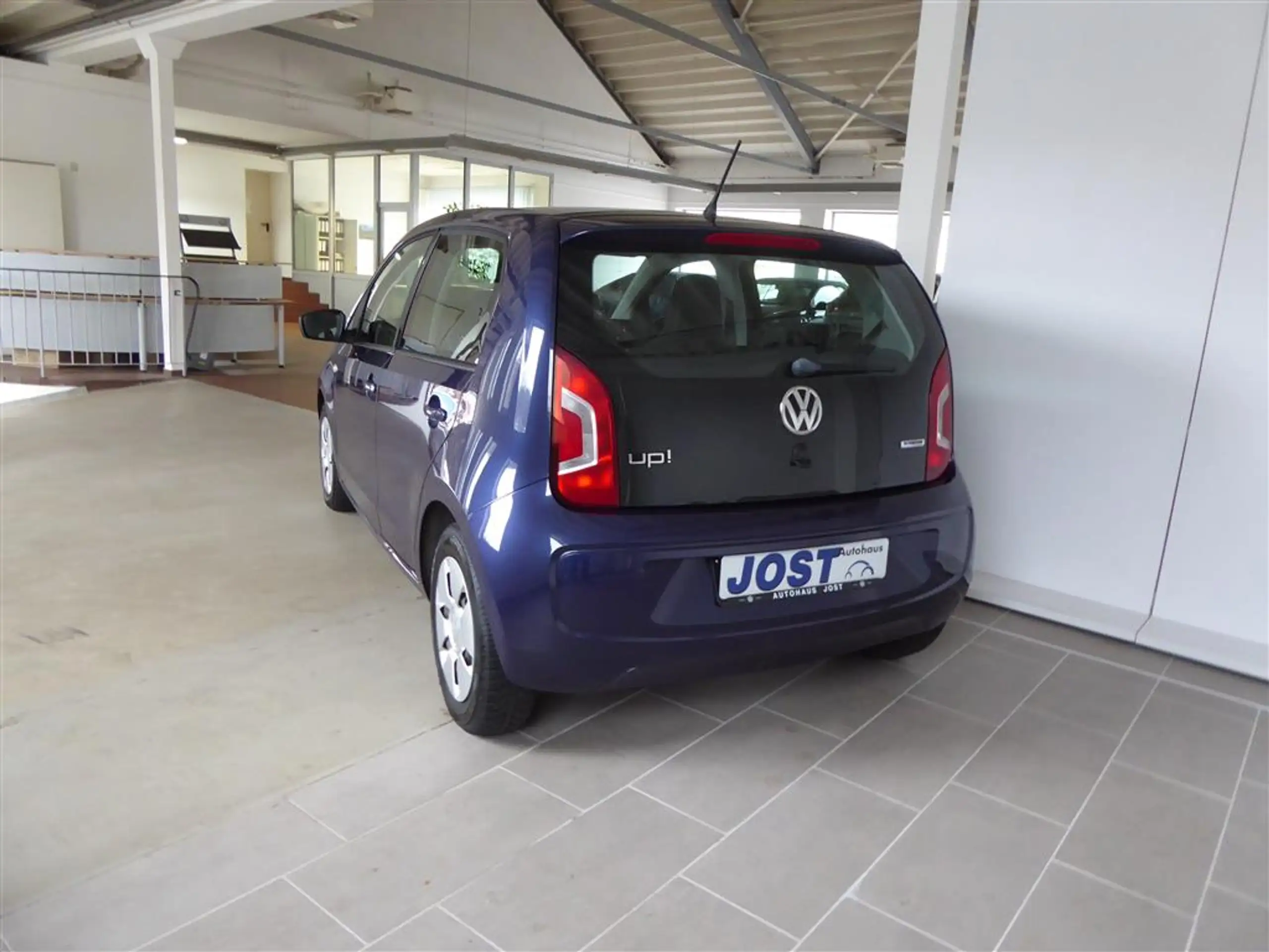 Volkswagen - up!