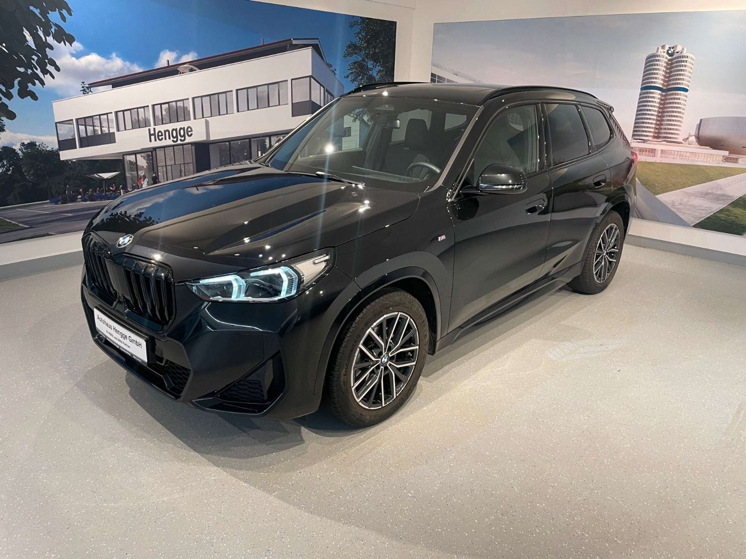 BMW - X1