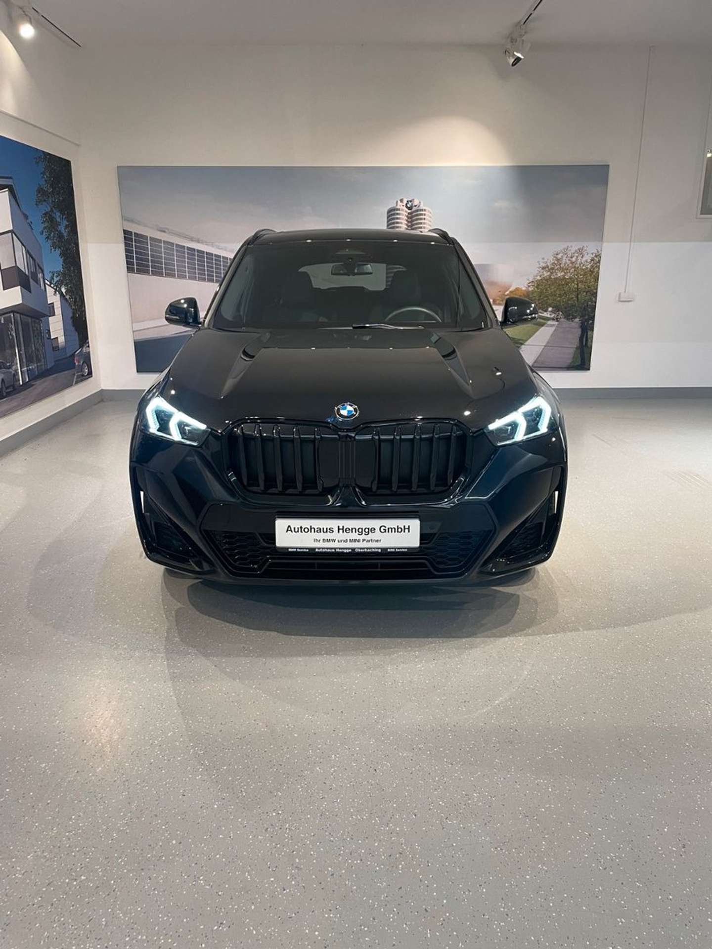 BMW - X1