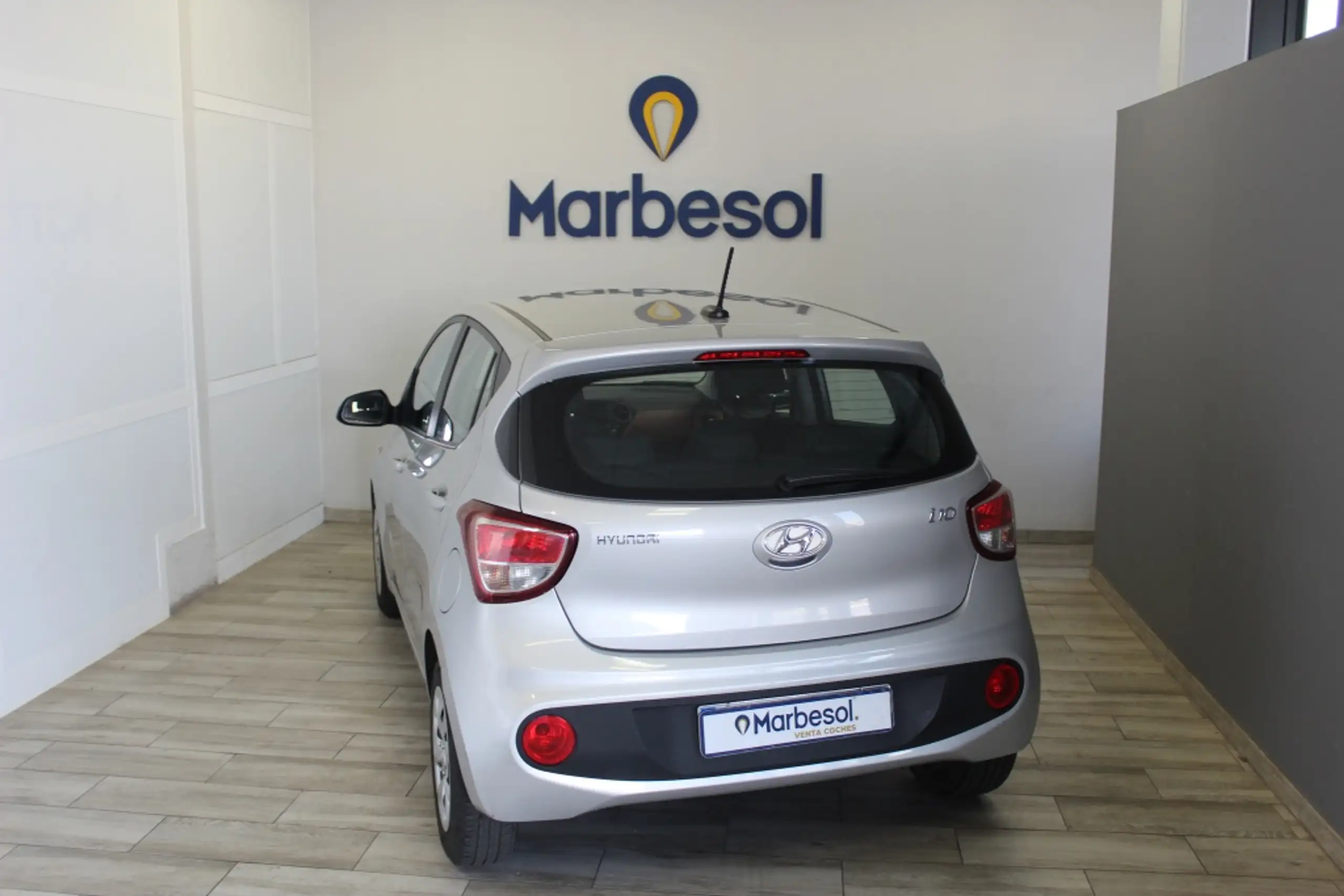 Hyundai - i10