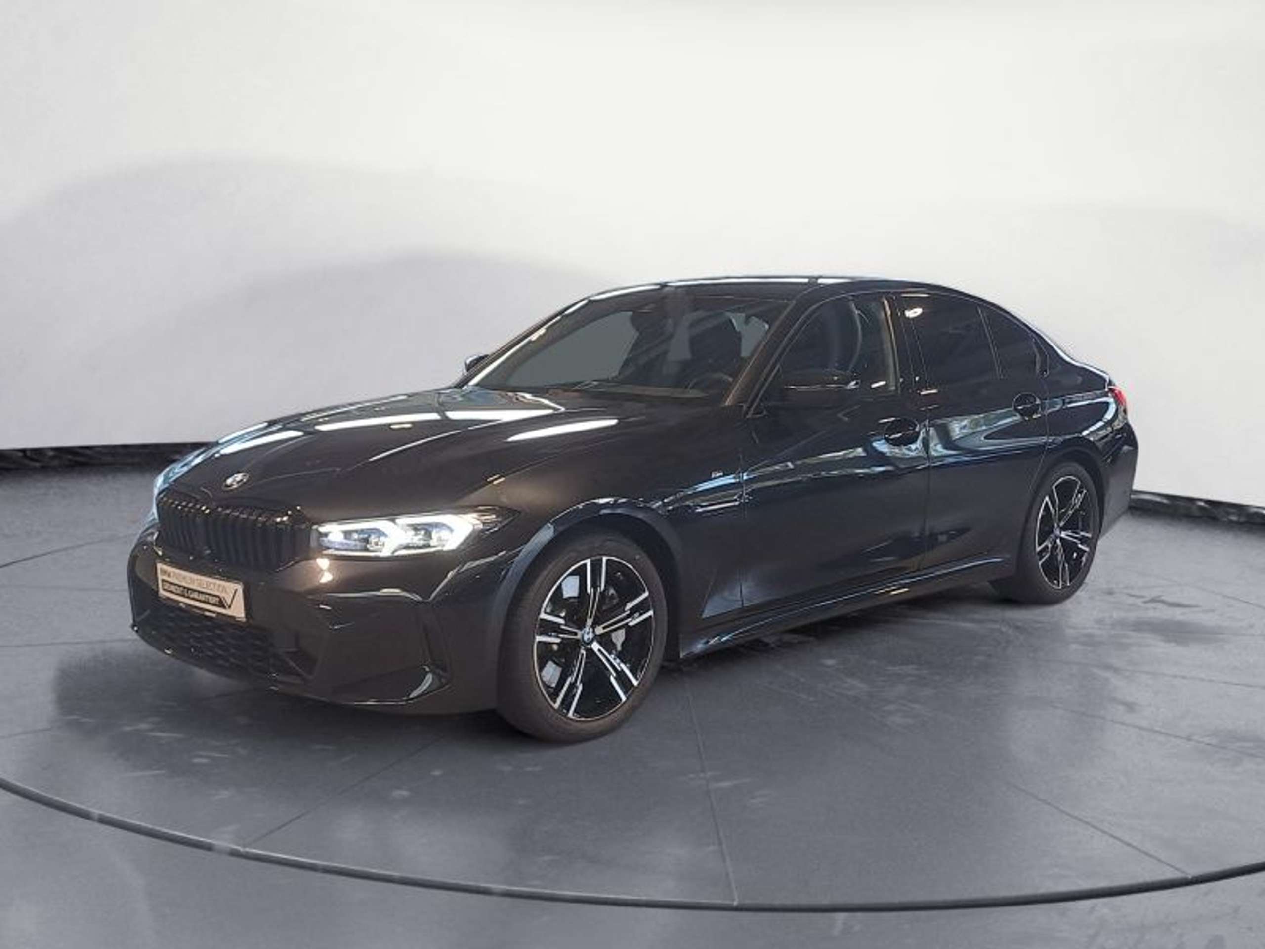 BMW - 330