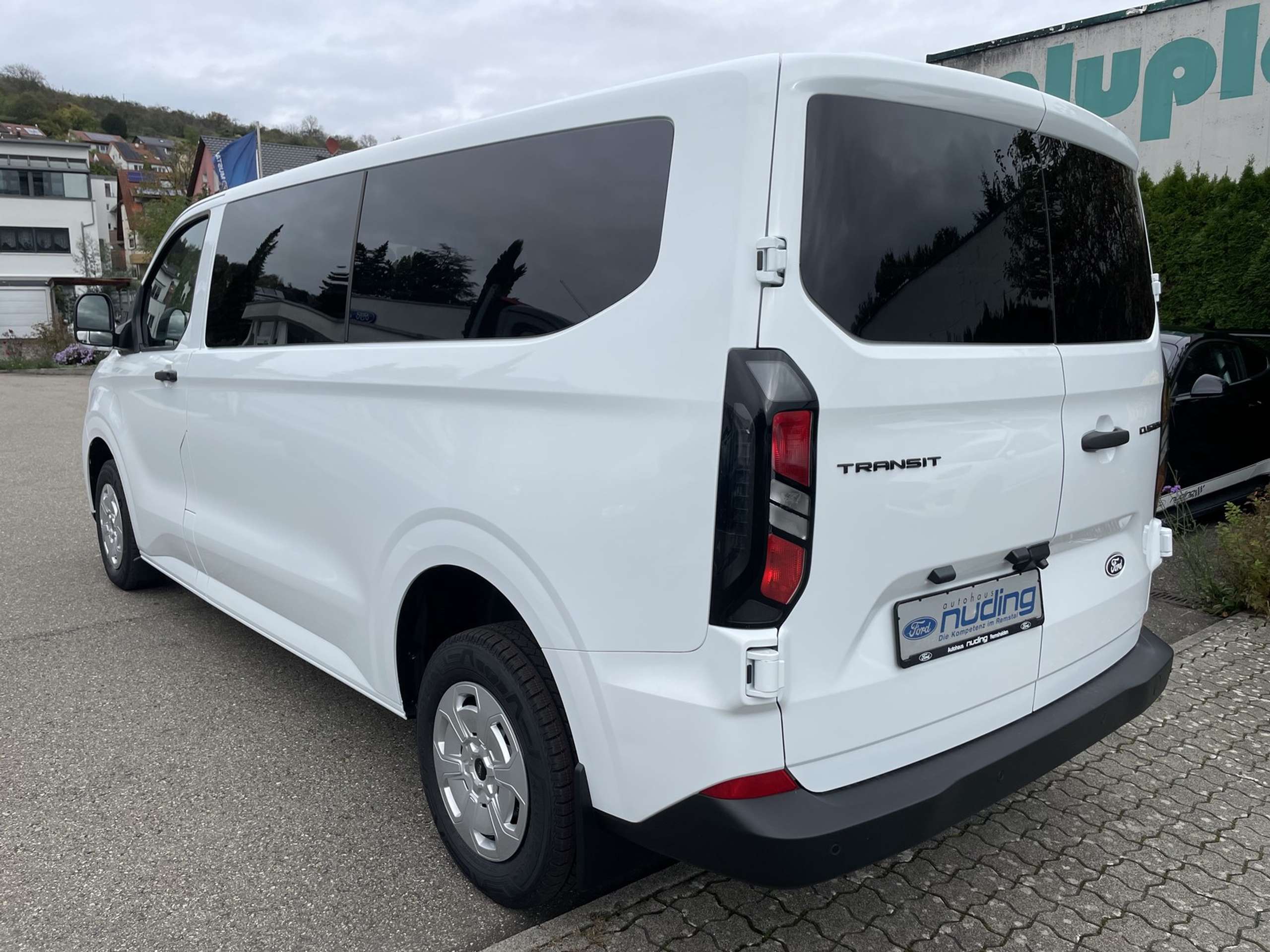 Ford - Transit Custom