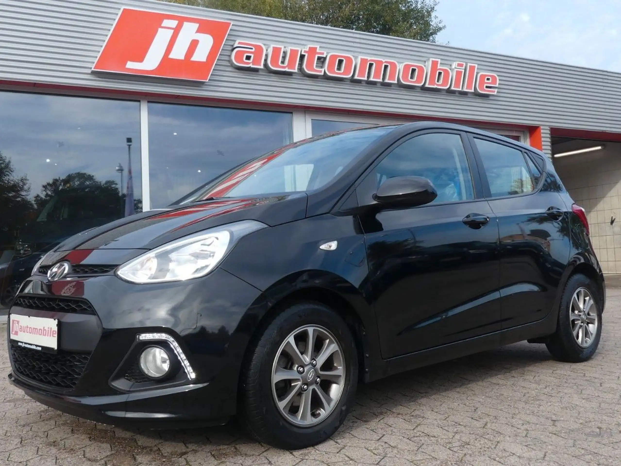 Hyundai - i10