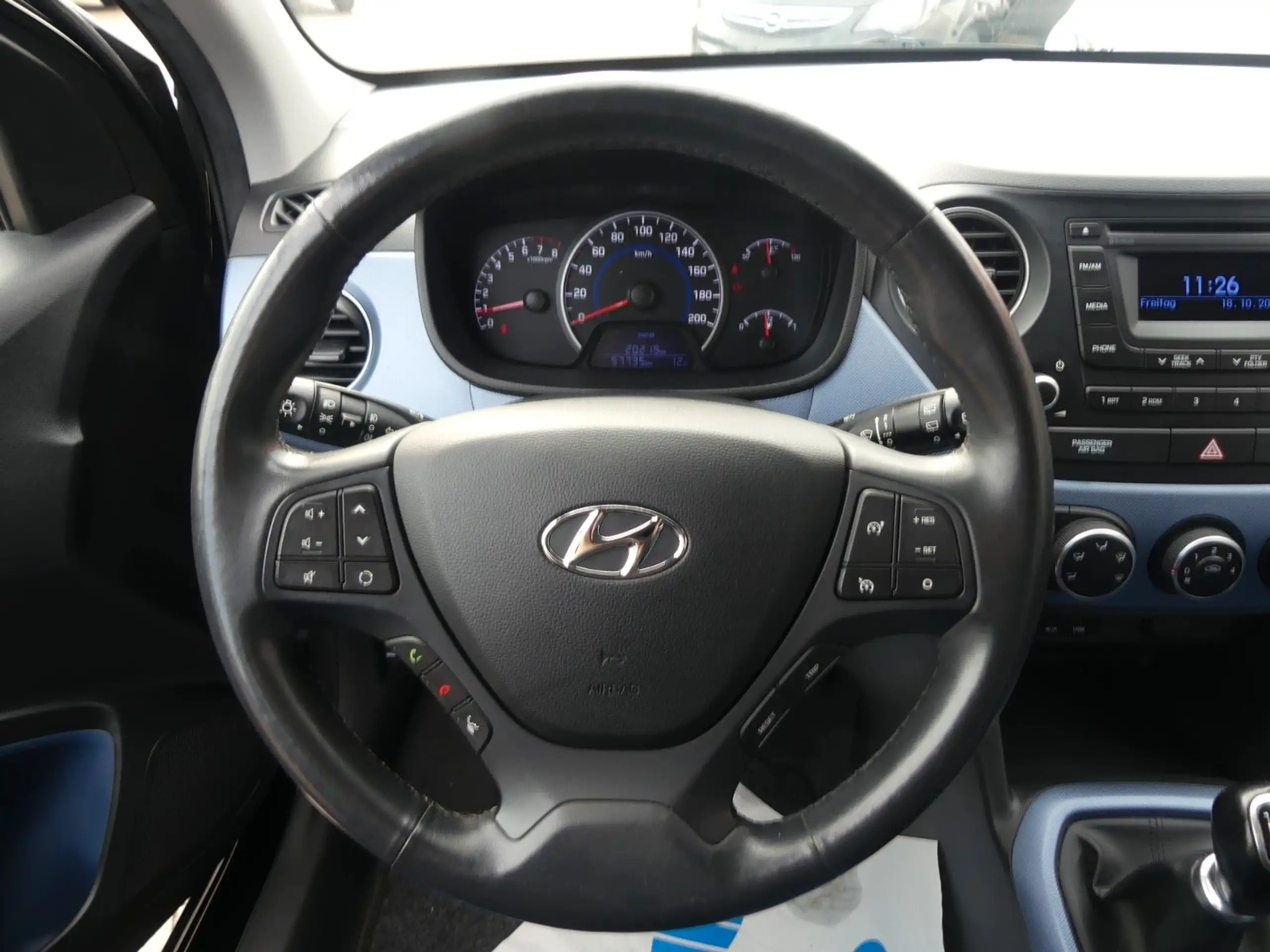 Hyundai - i10