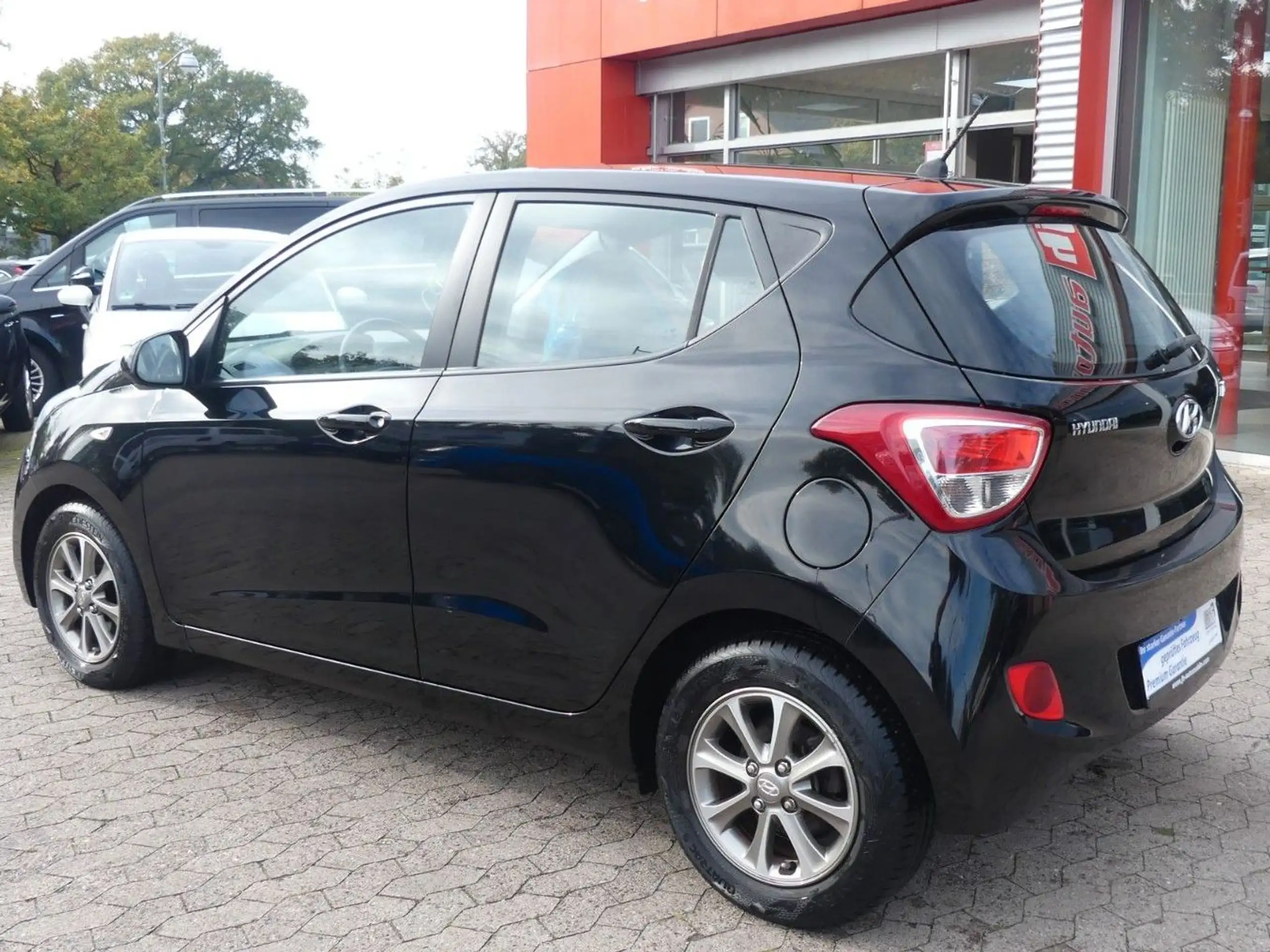 Hyundai - i10