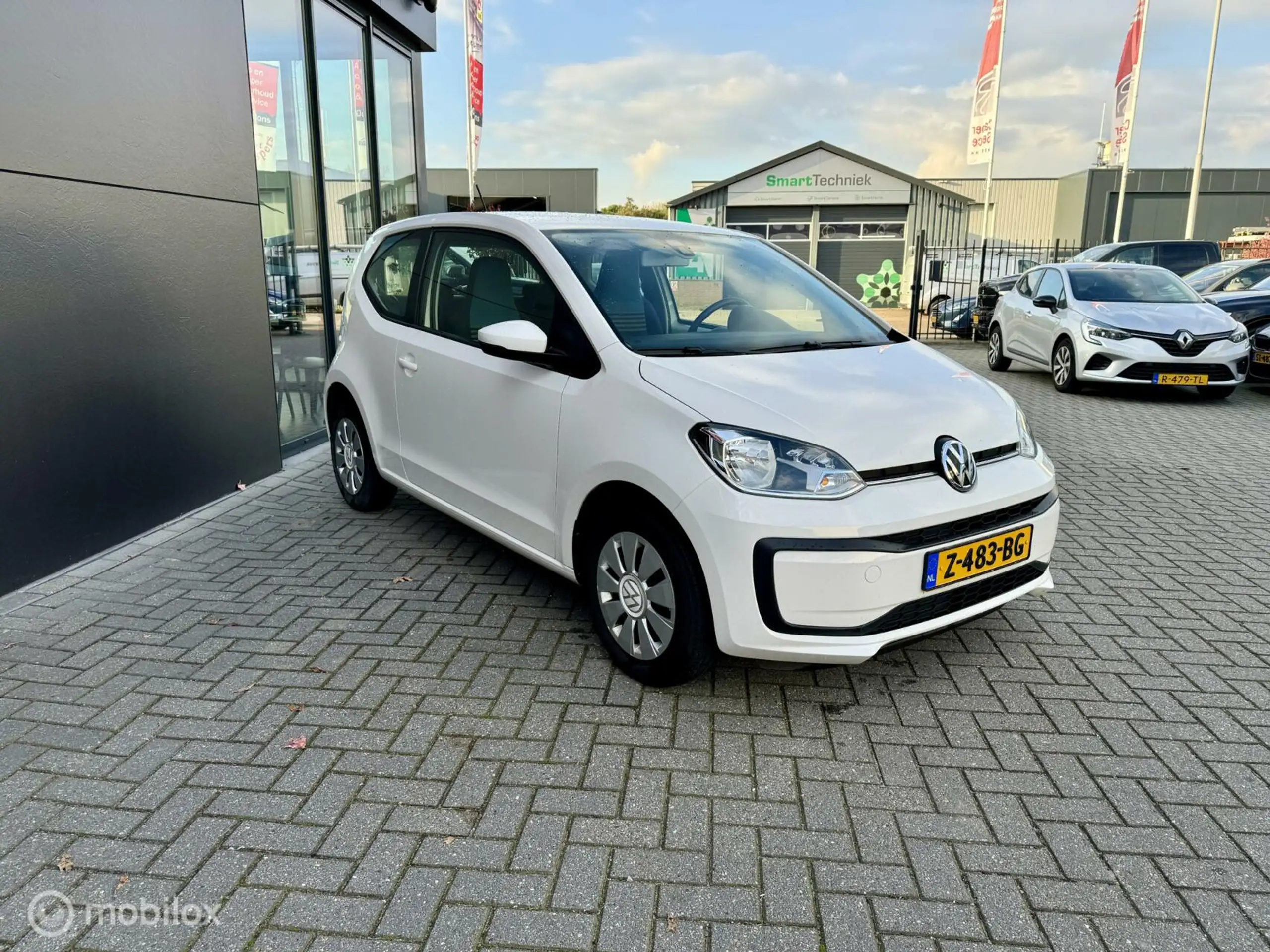 Volkswagen - up!