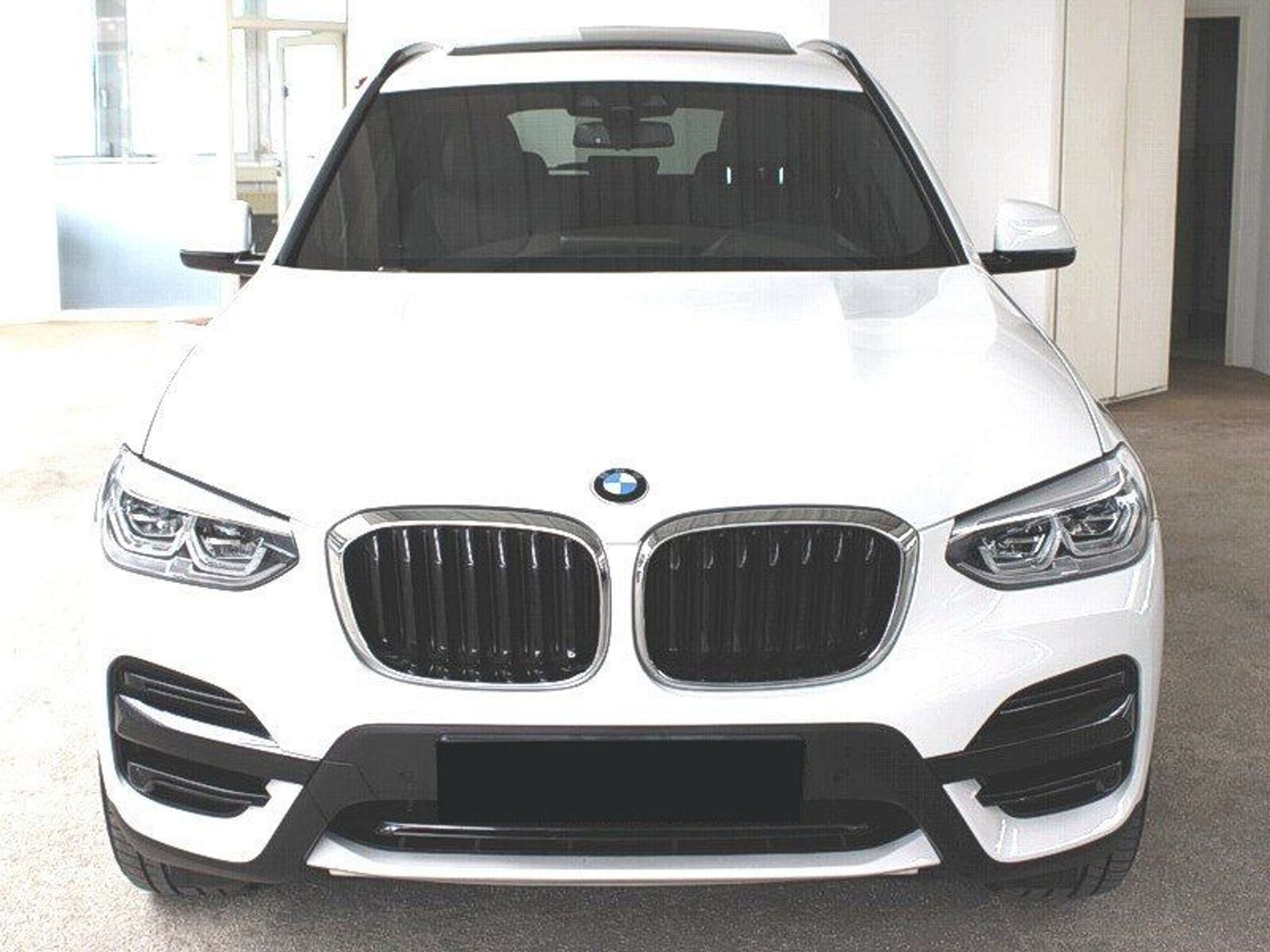 BMW - X3