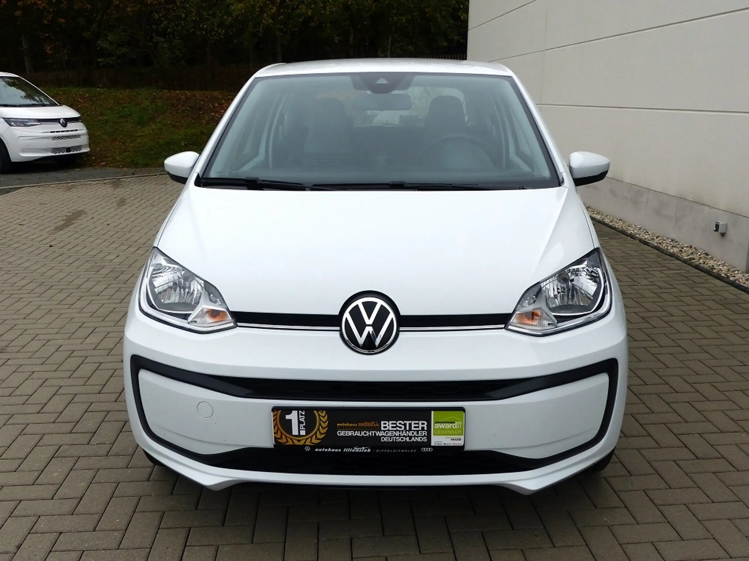 Volkswagen - up!