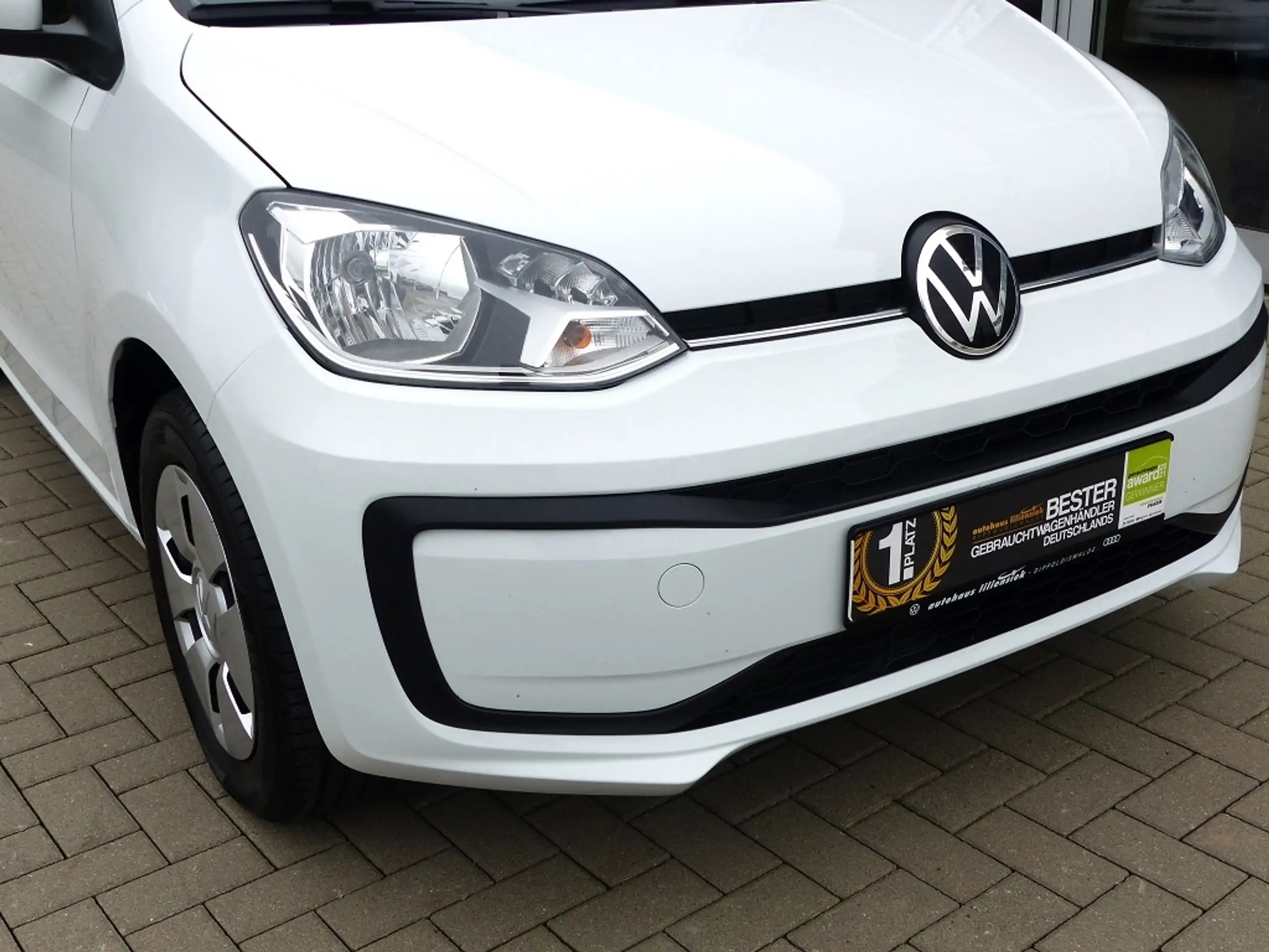 Volkswagen - up!