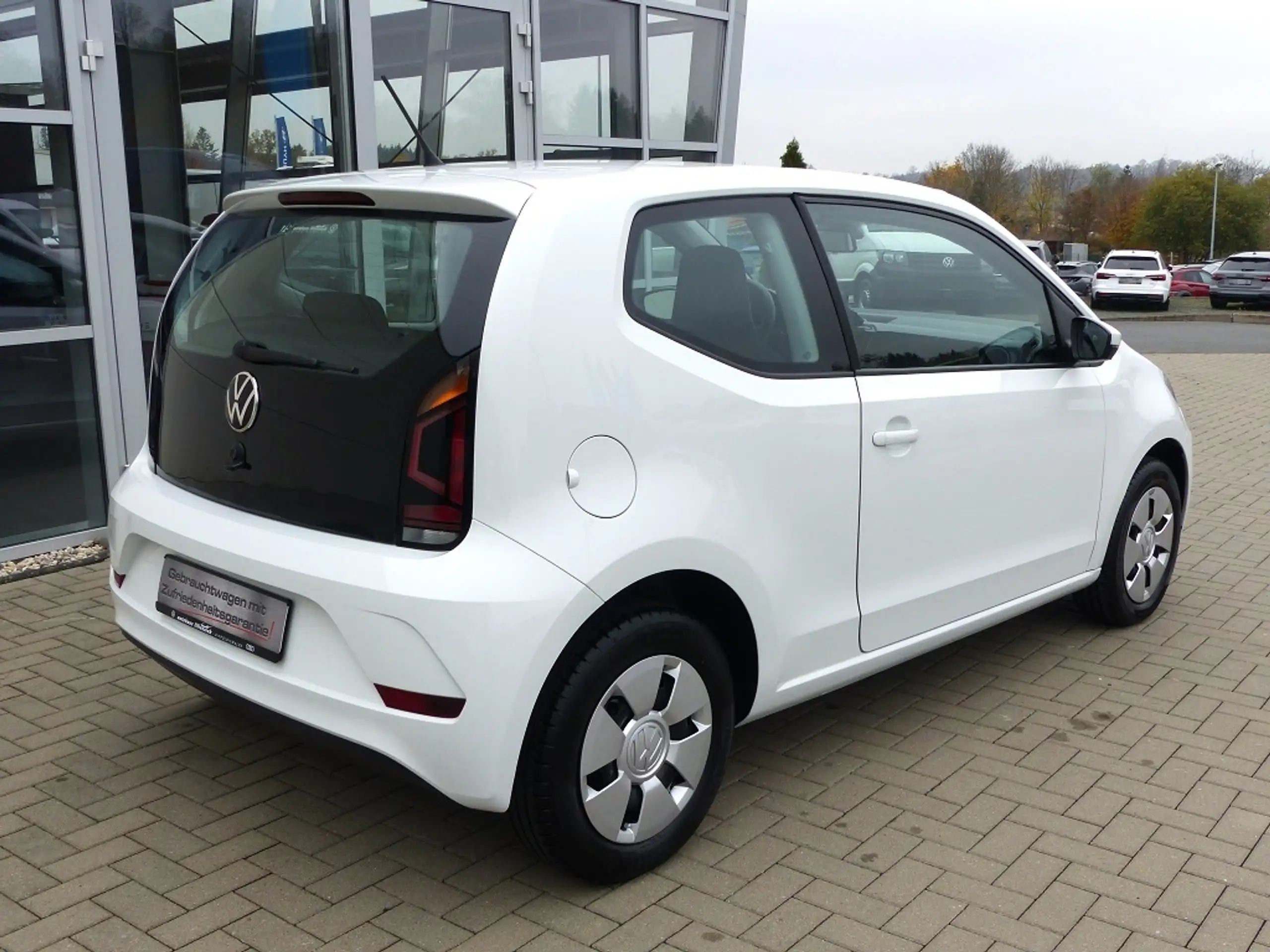 Volkswagen - up!