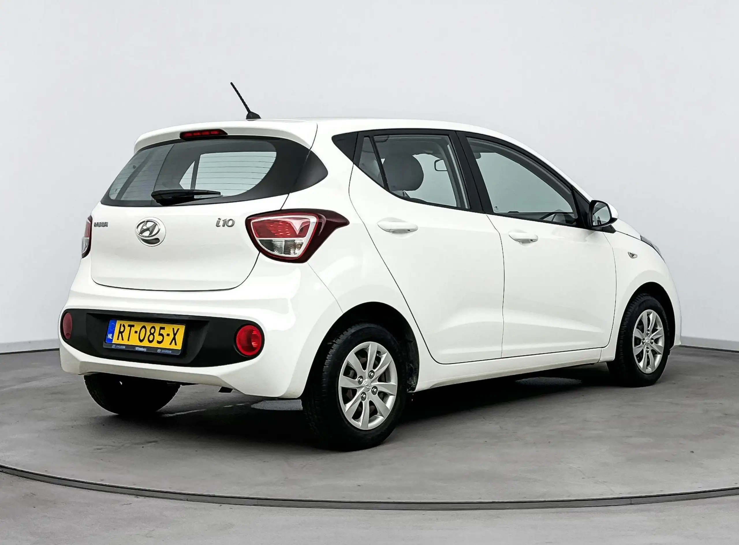 Hyundai - i10