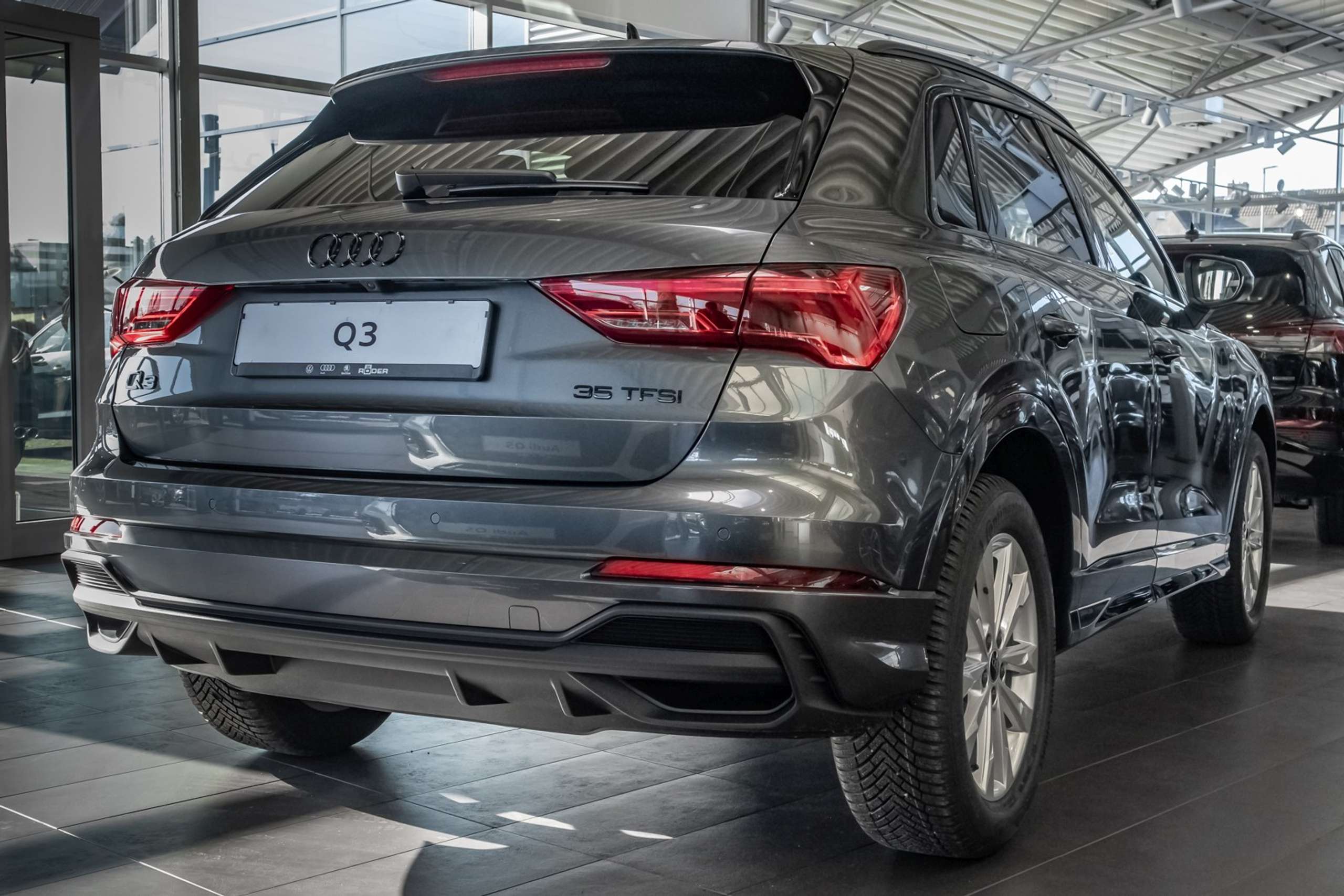 Audi - Q3