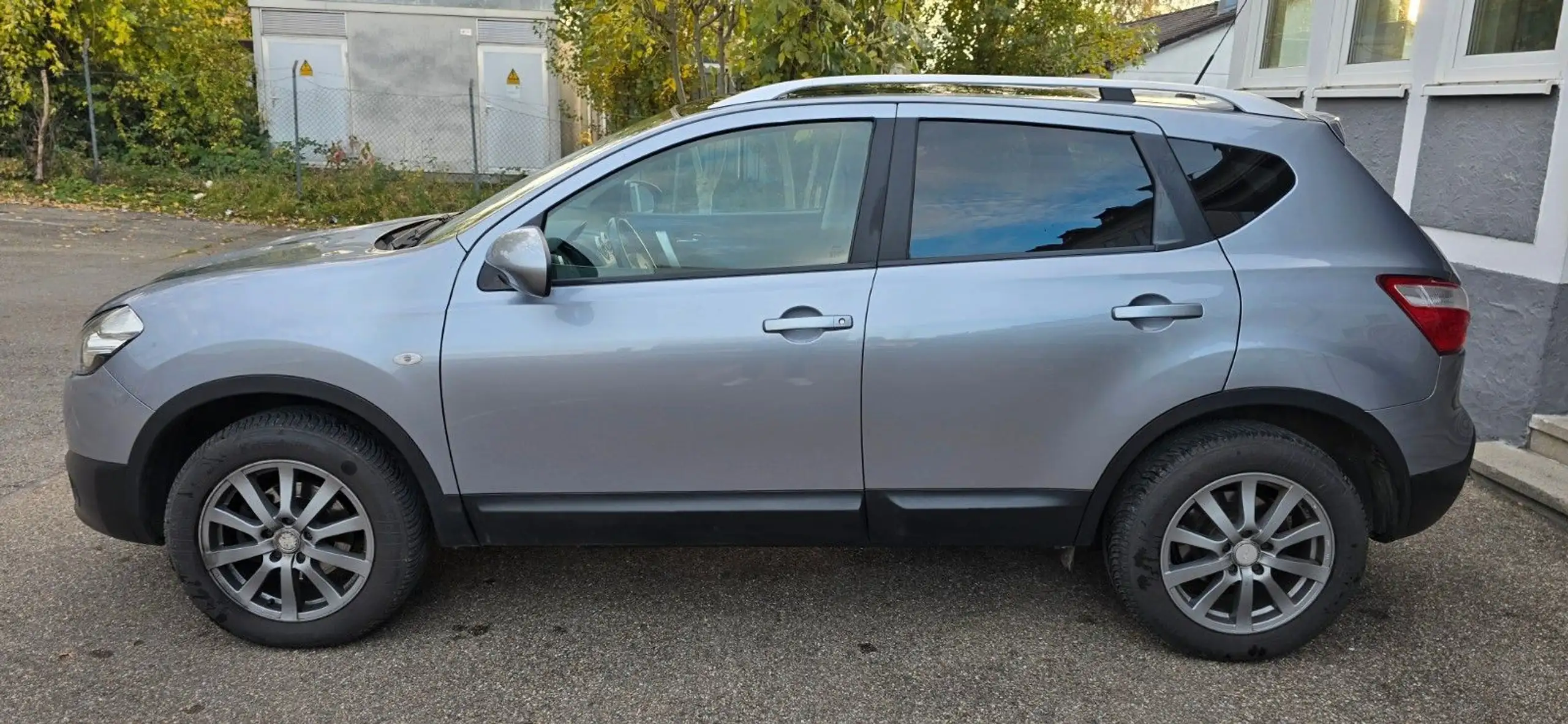 Nissan - Qashqai