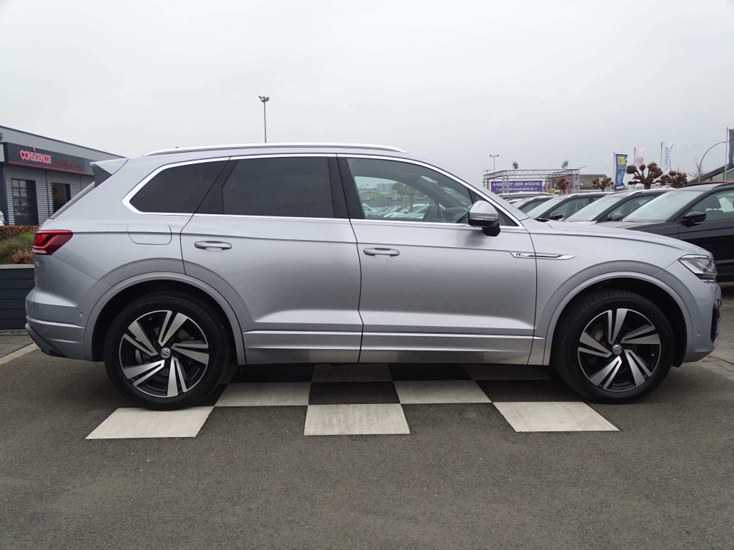 Volkswagen - Touareg