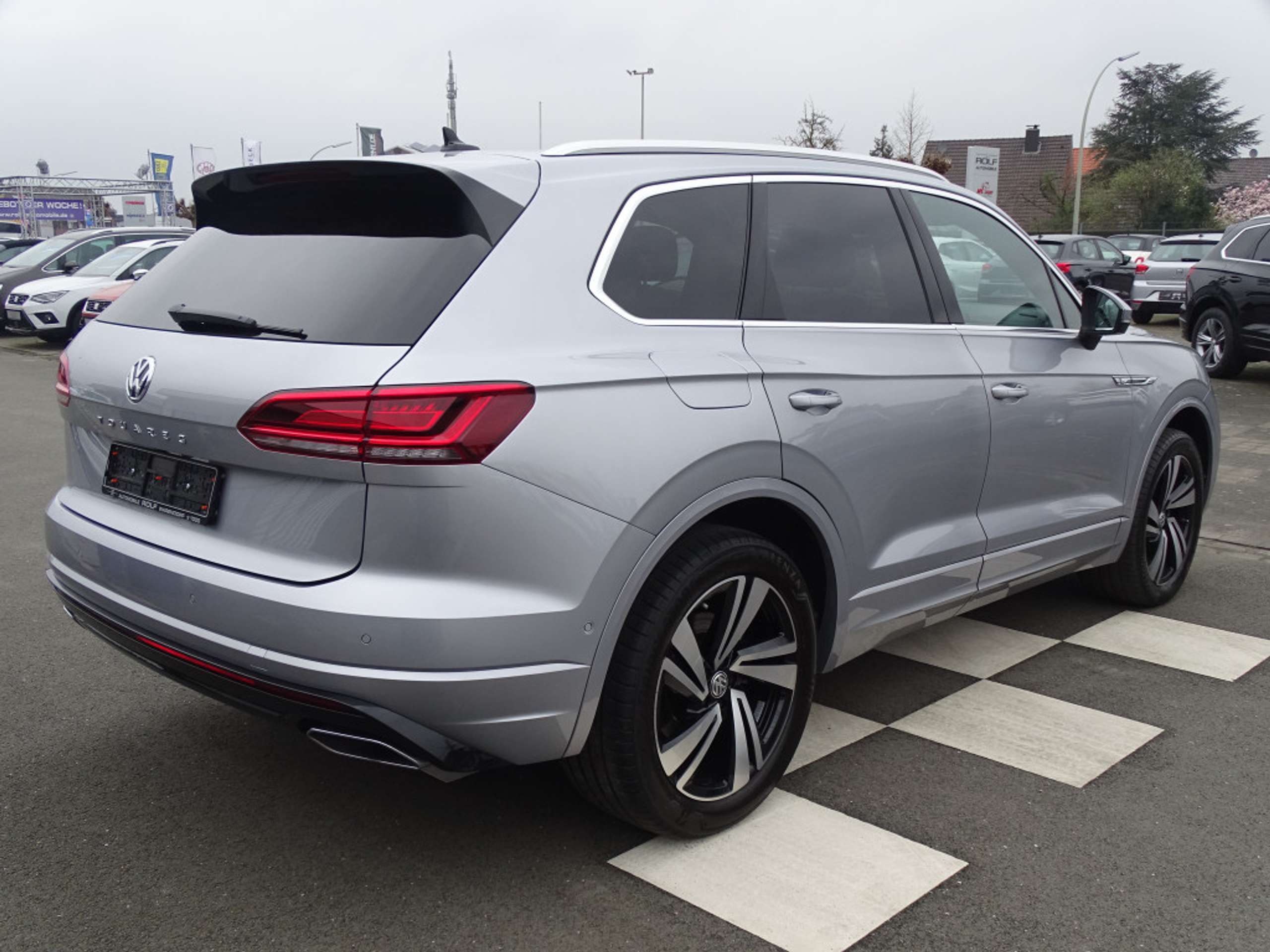 Volkswagen - Touareg