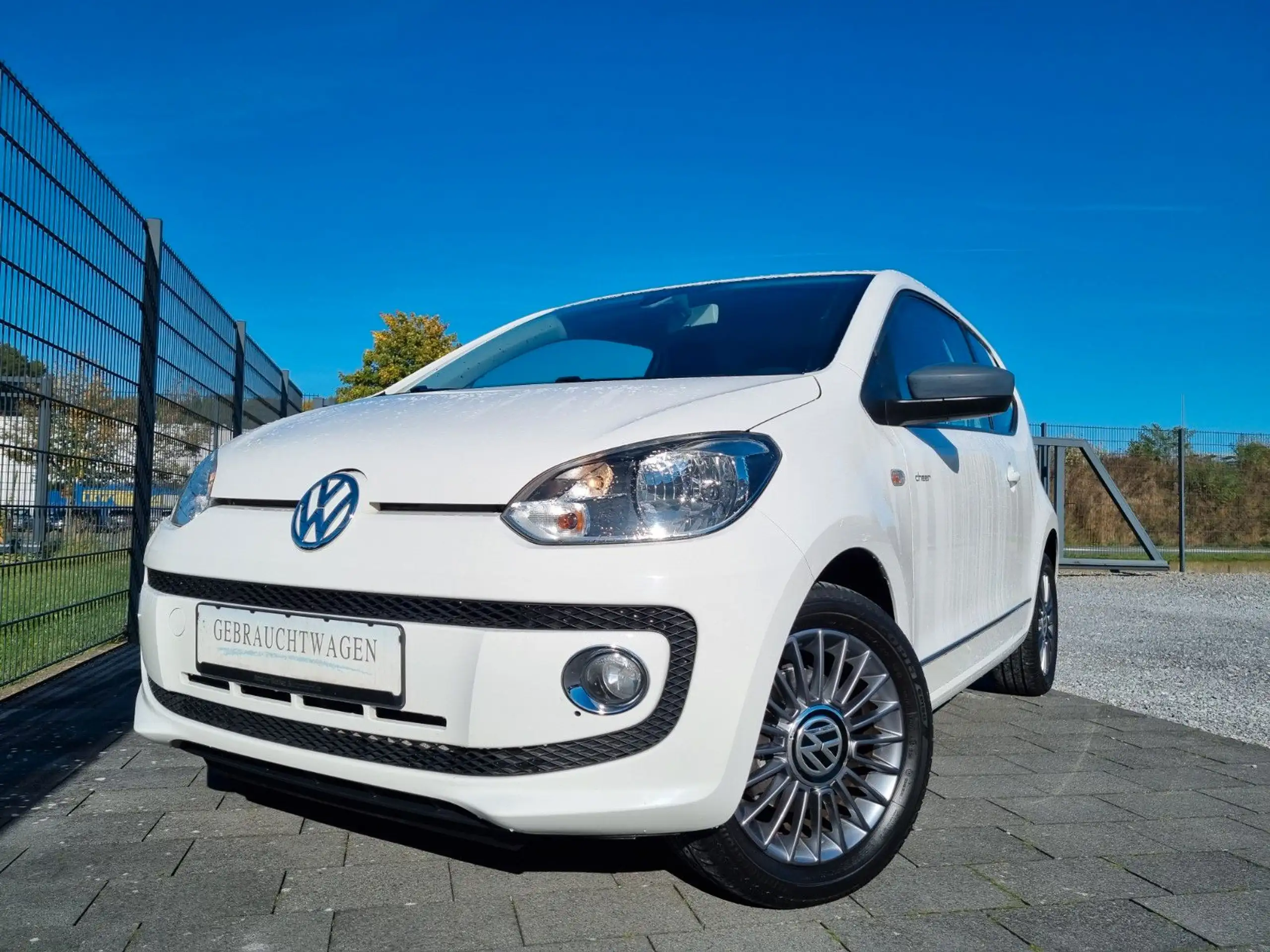 Volkswagen - up!