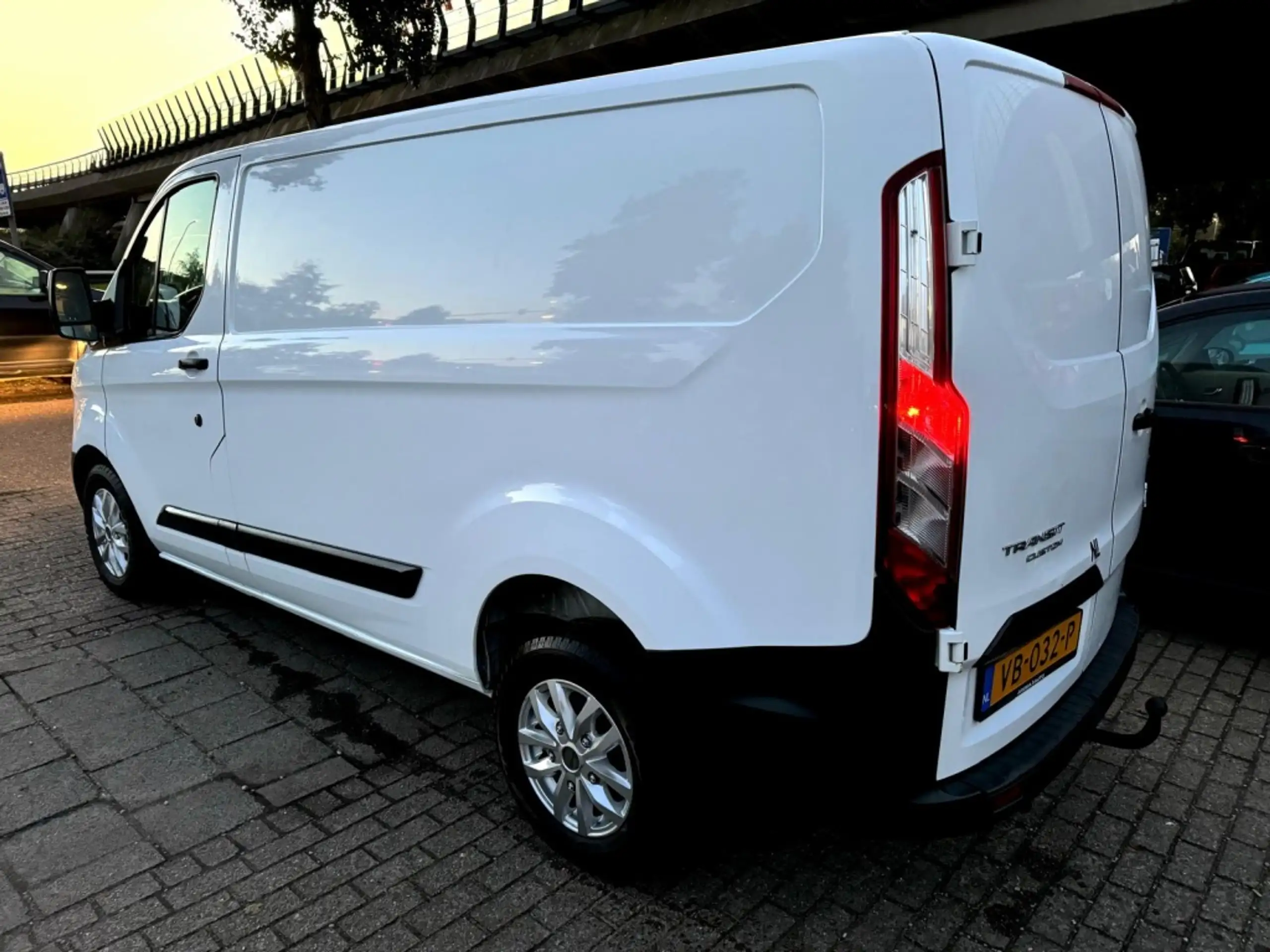 Ford - Transit Custom