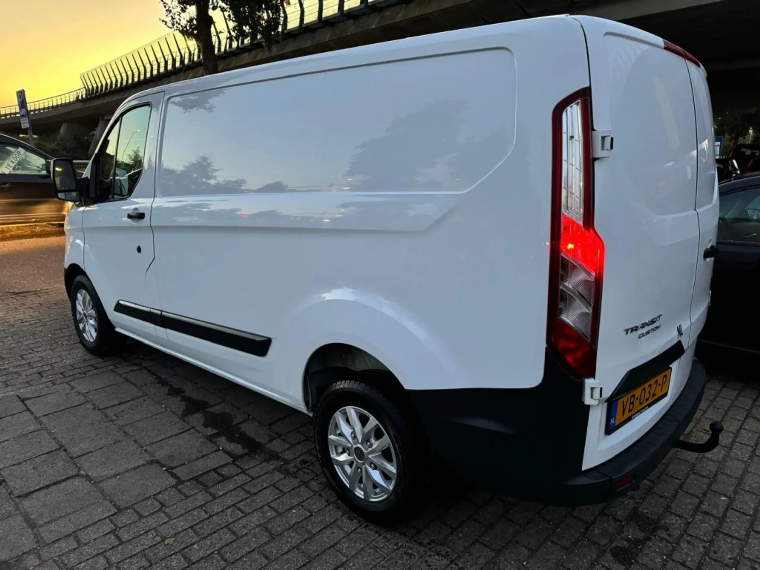 Ford - Transit Custom