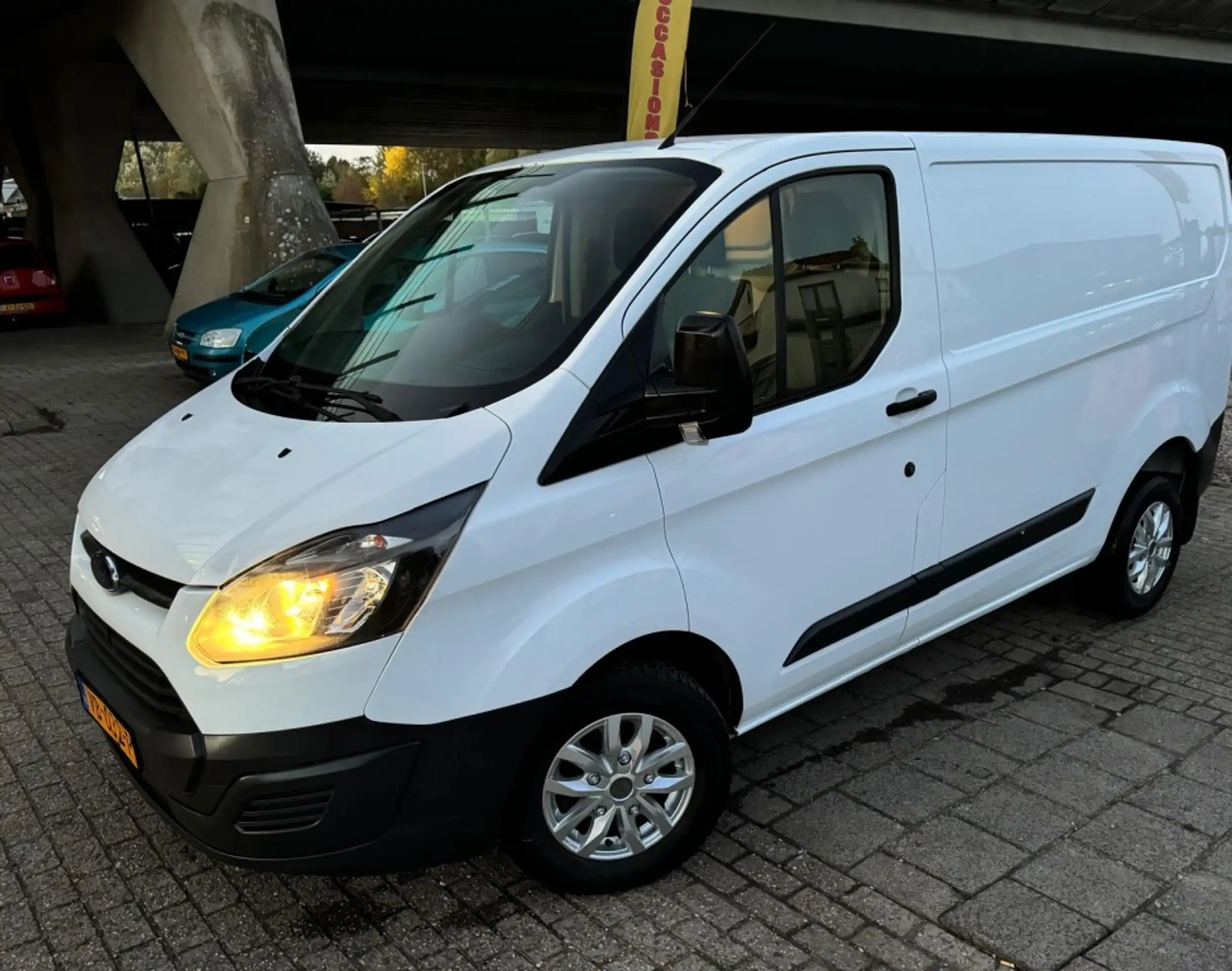 Ford - Transit Custom