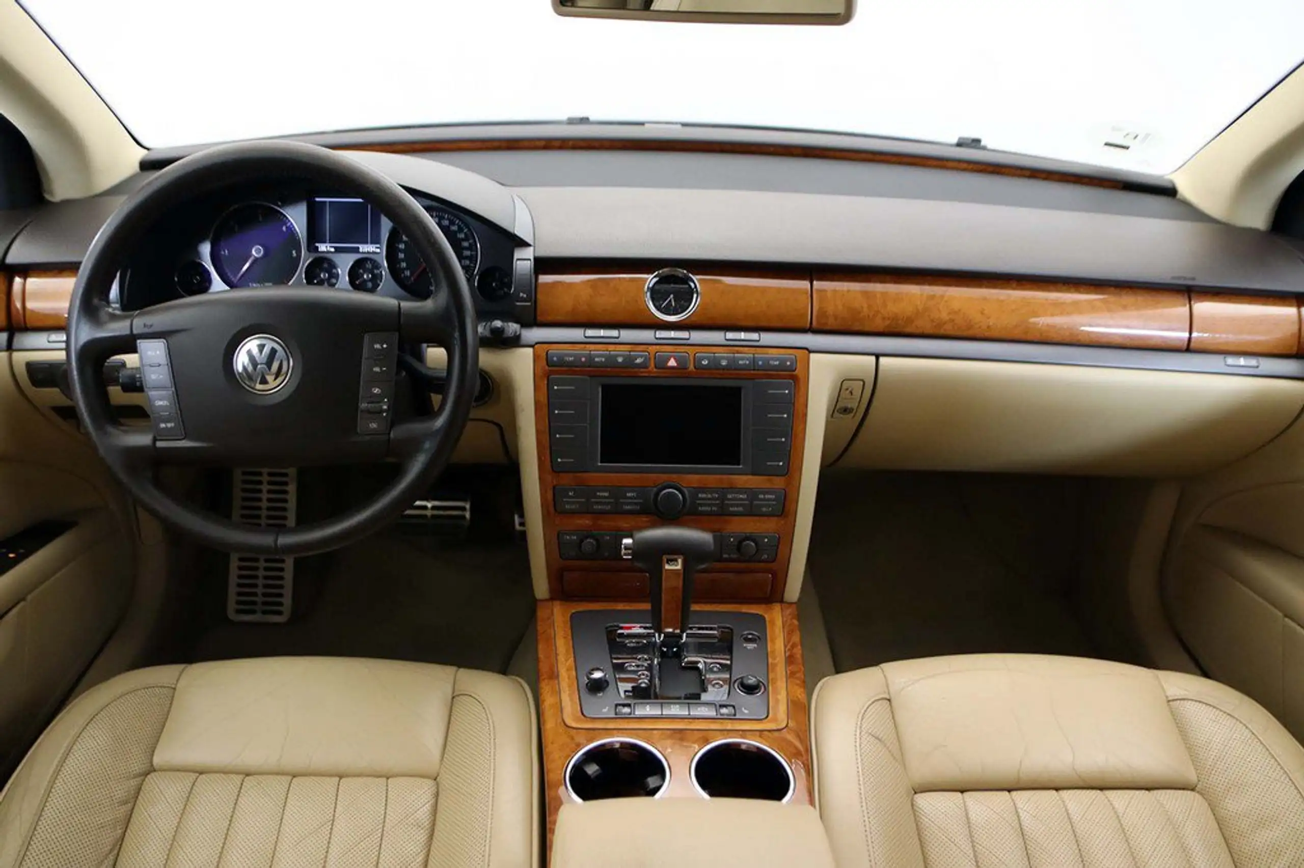 Volkswagen - Phaeton