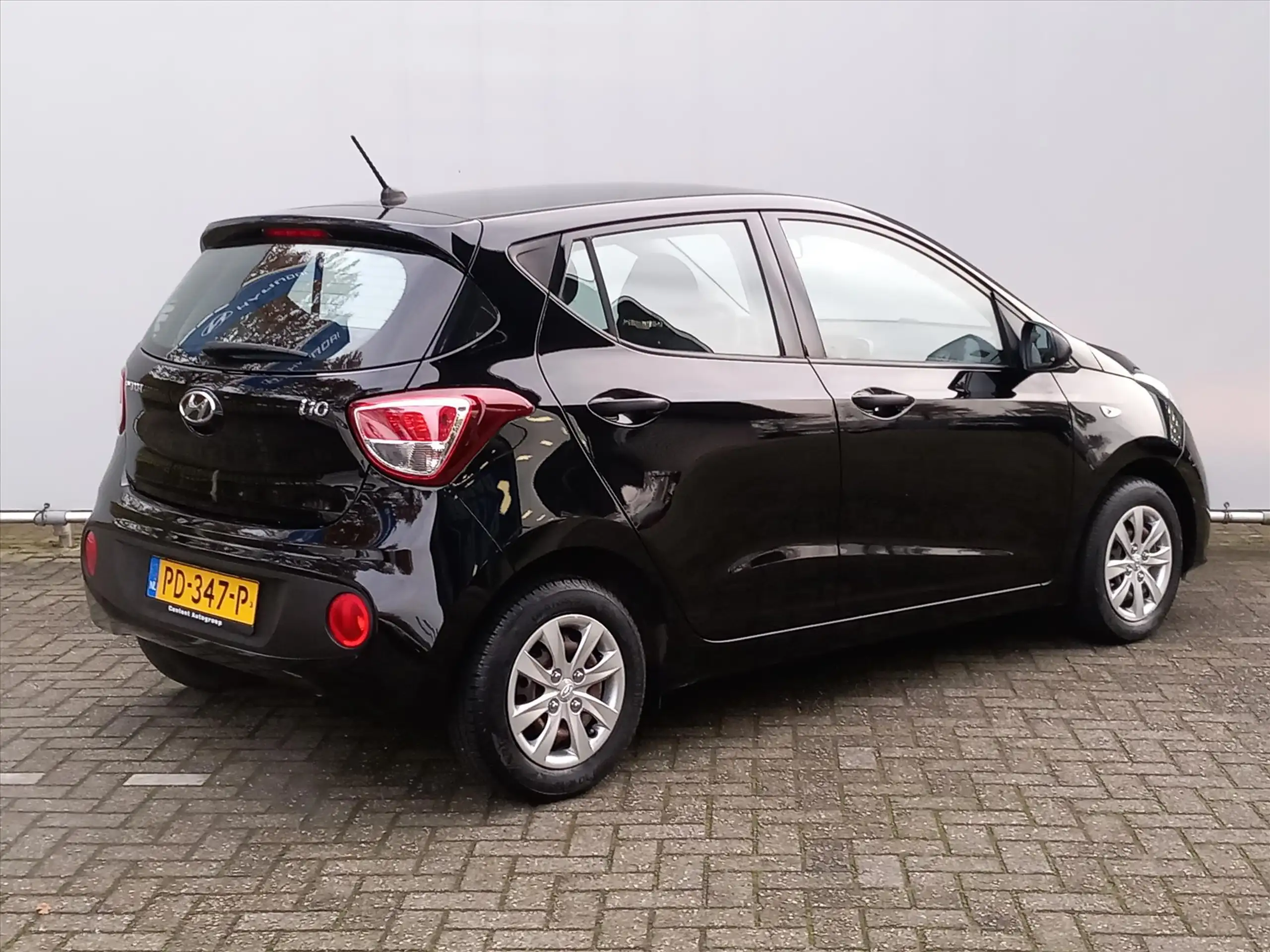 Hyundai - i10