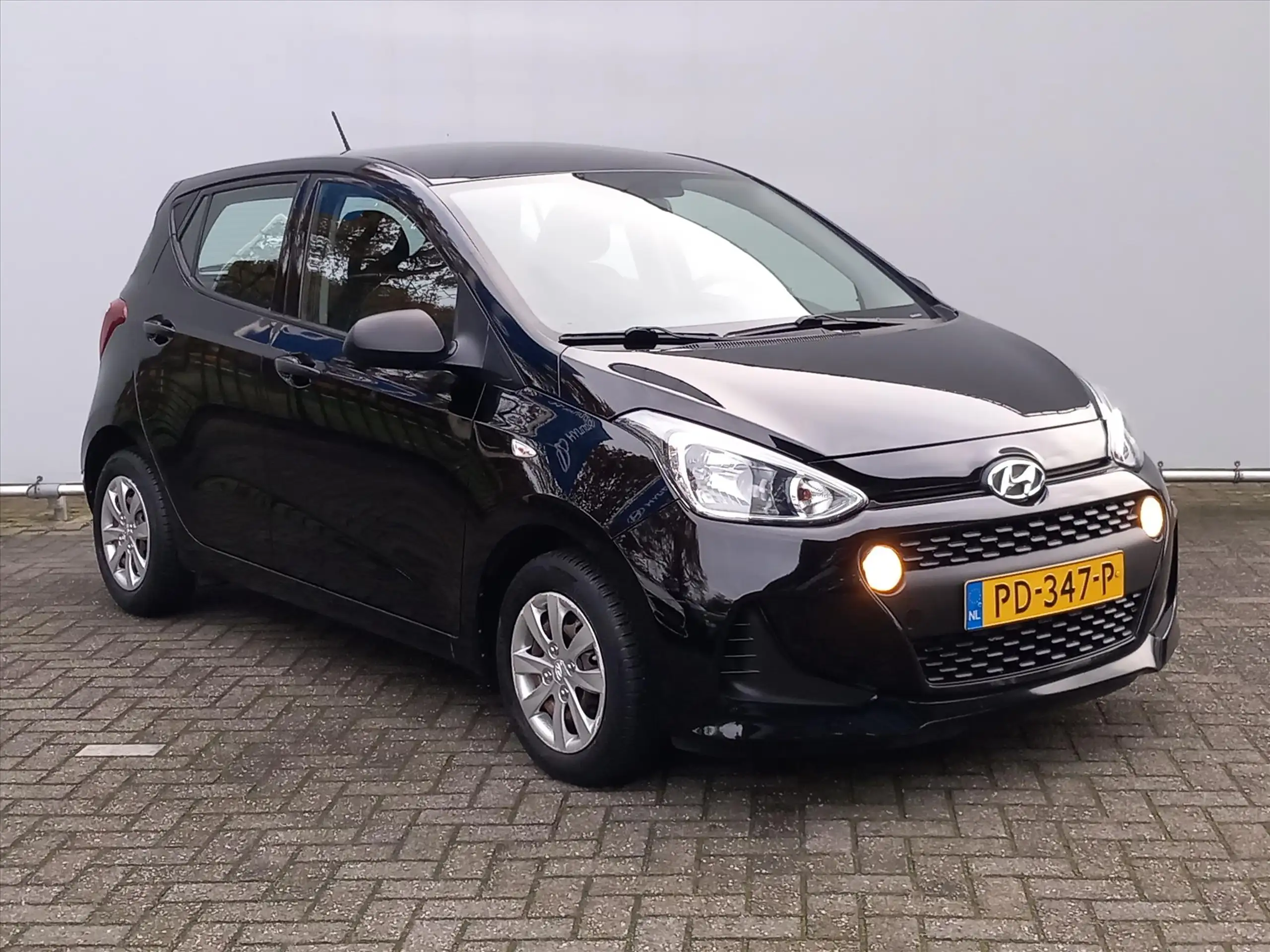 Hyundai - i10