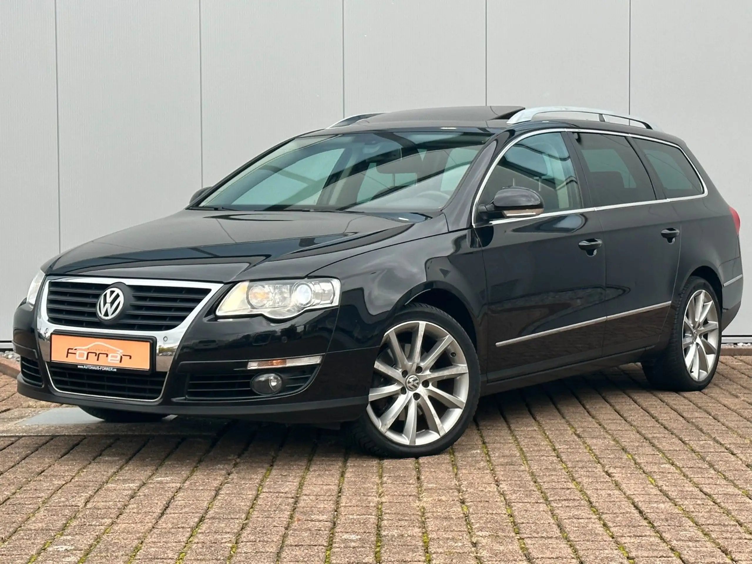 Volkswagen - Passat Variant