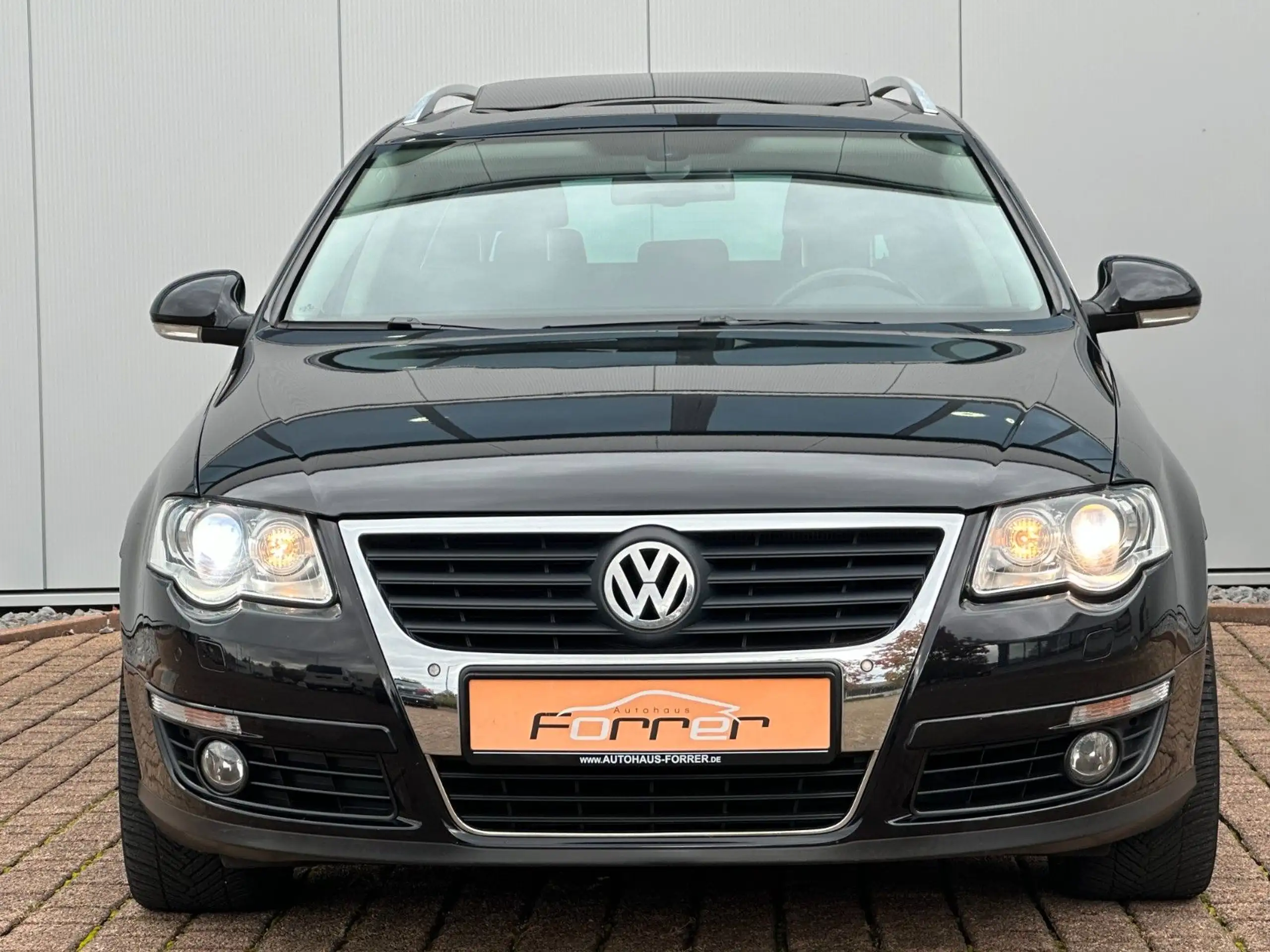 Volkswagen - Passat Variant