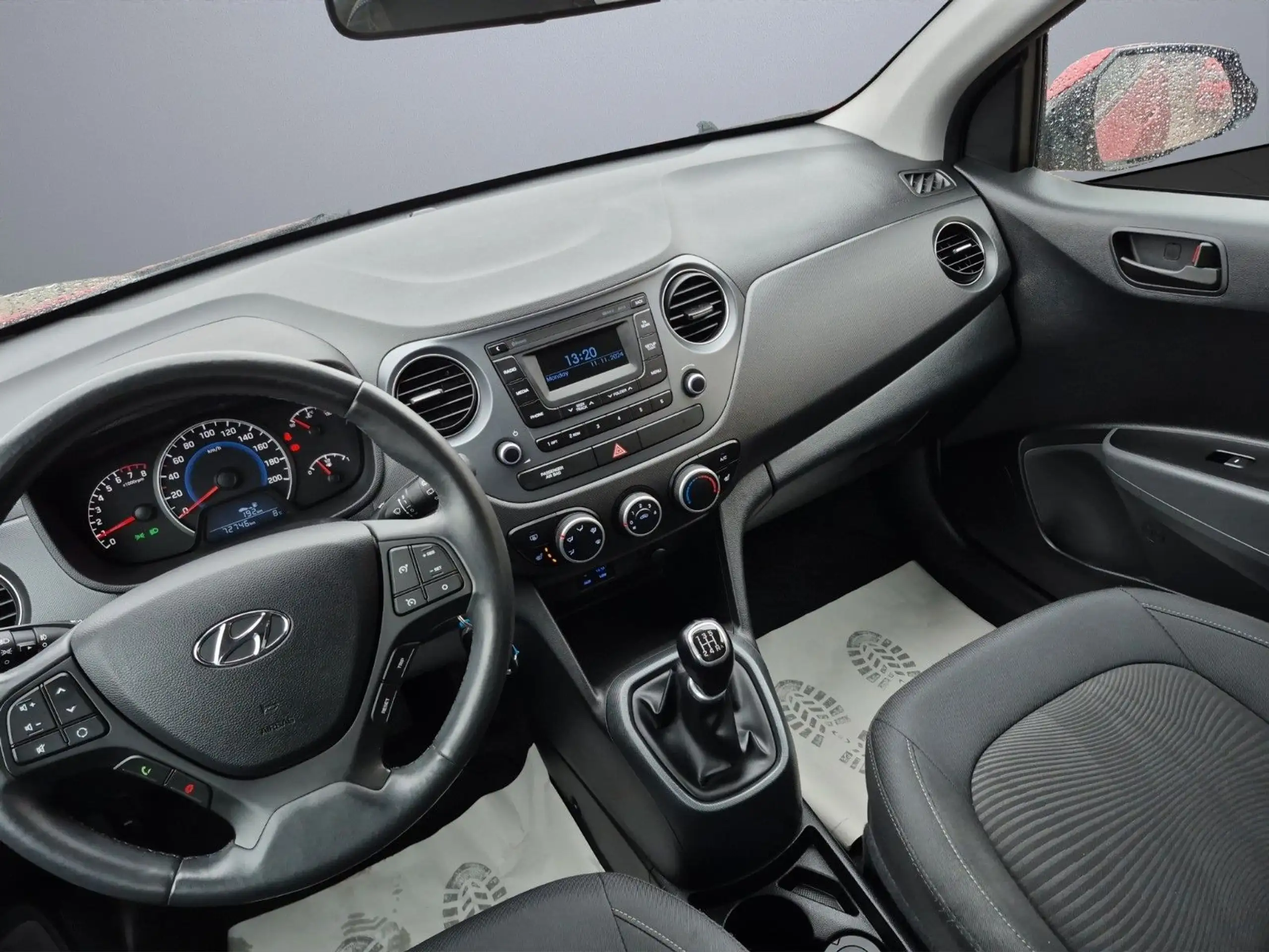 Hyundai - i10