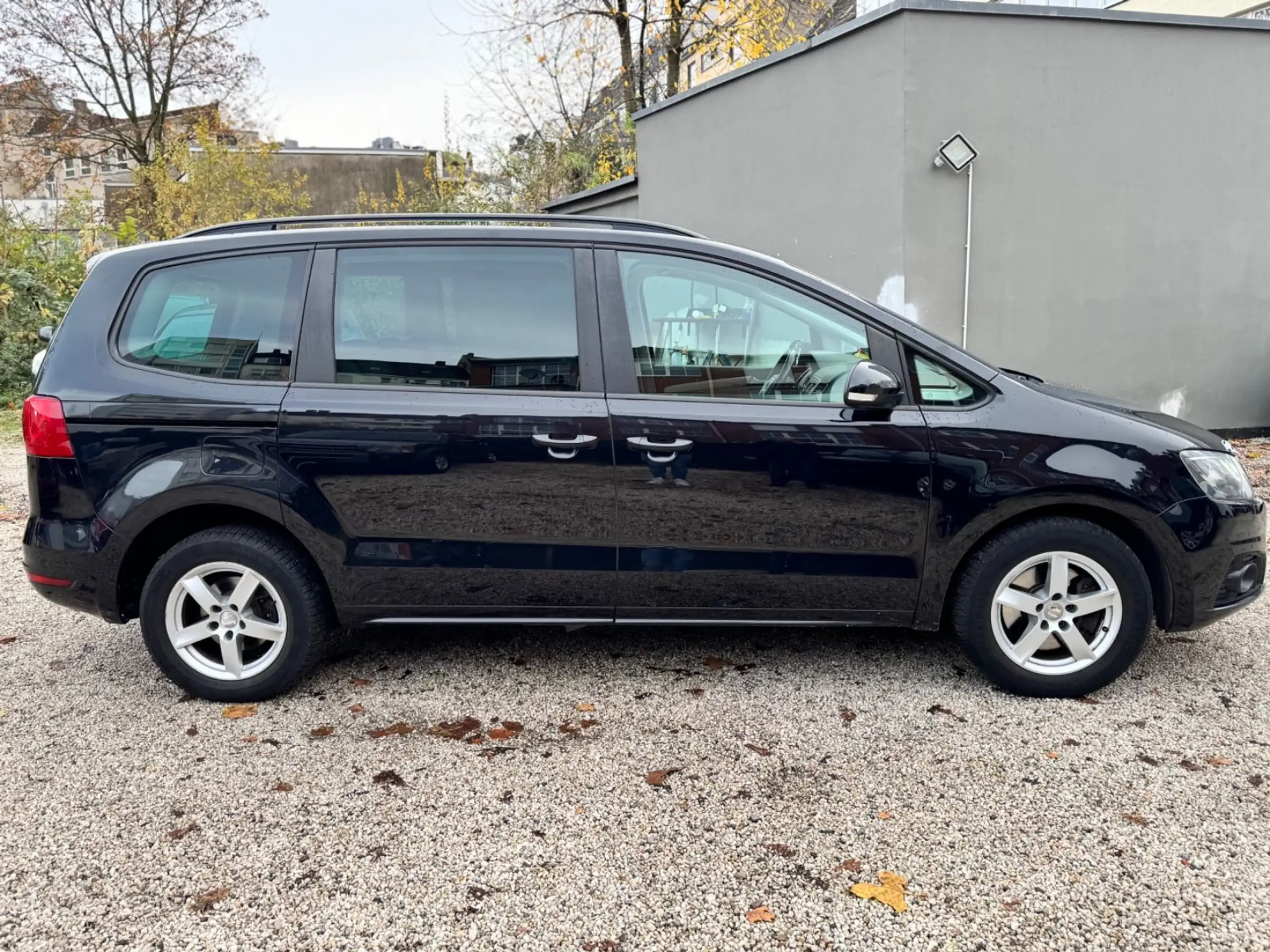 SEAT - Alhambra