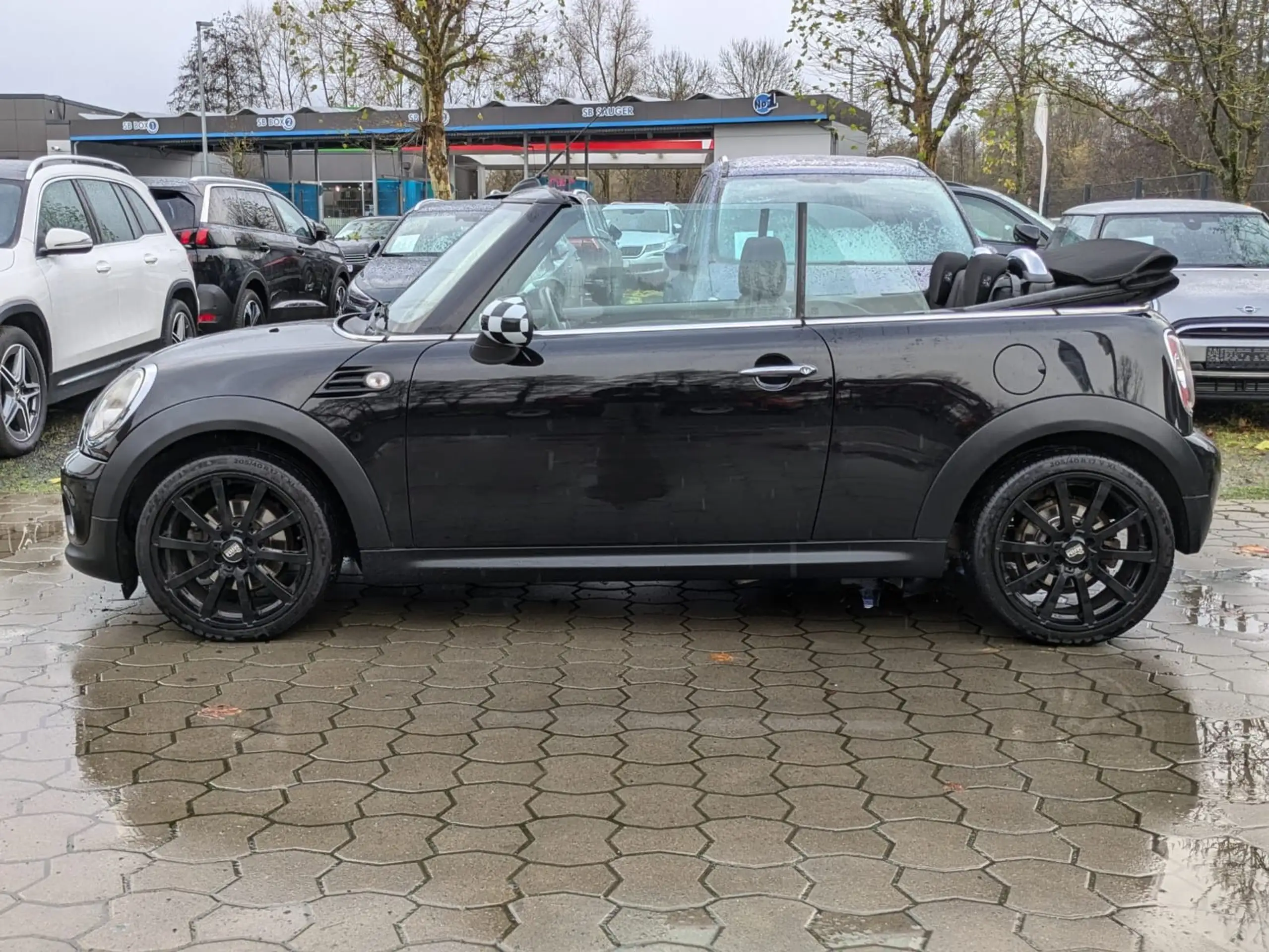 MINI - Cooper Cabrio