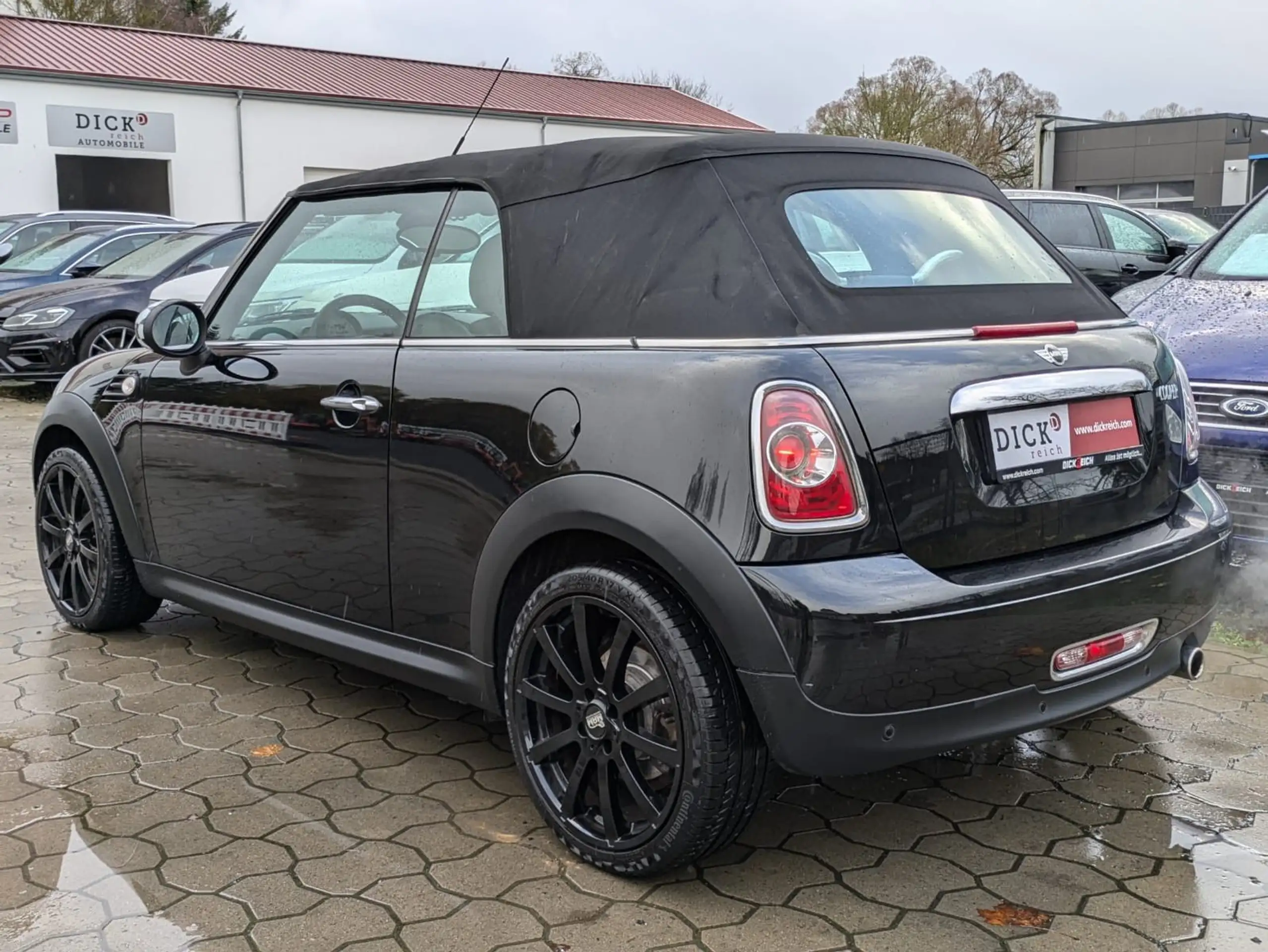 MINI - Cooper Cabrio