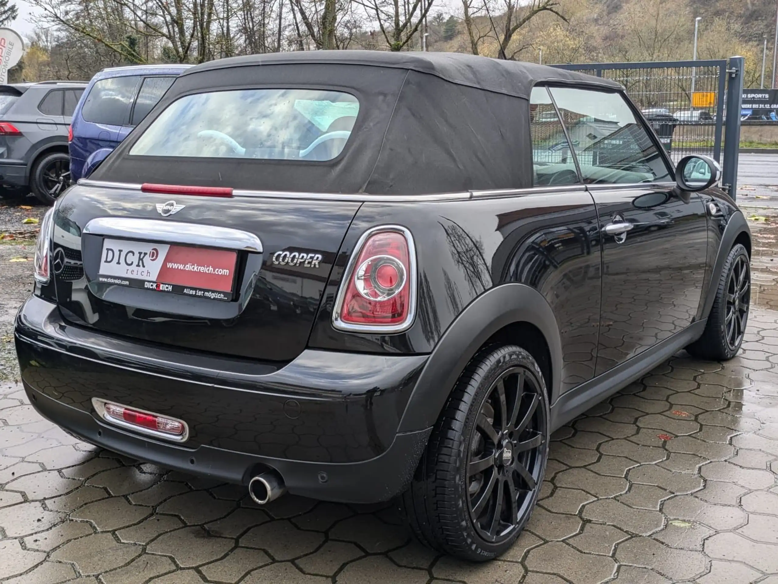 MINI - Cooper Cabrio