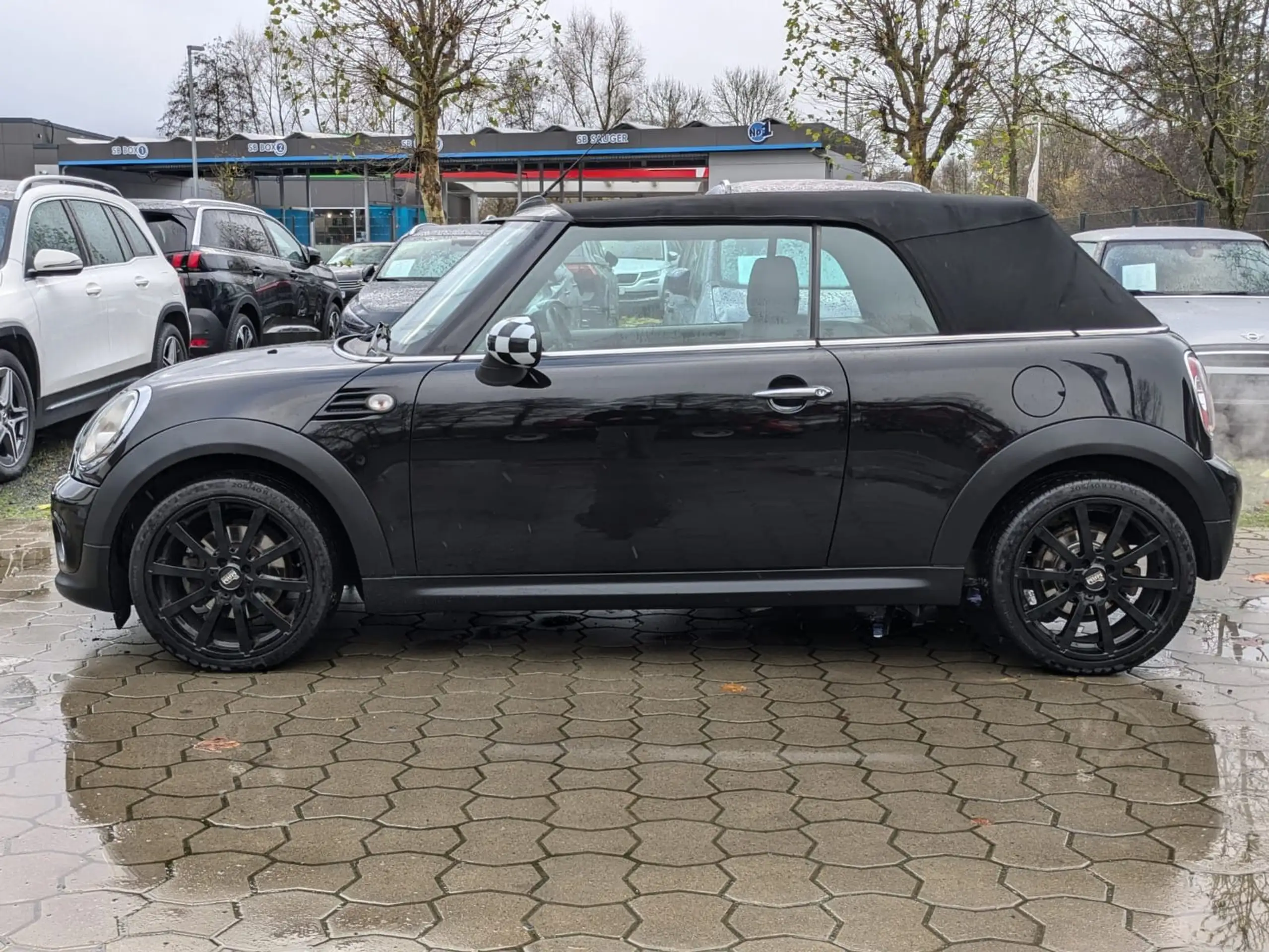 MINI - Cooper Cabrio