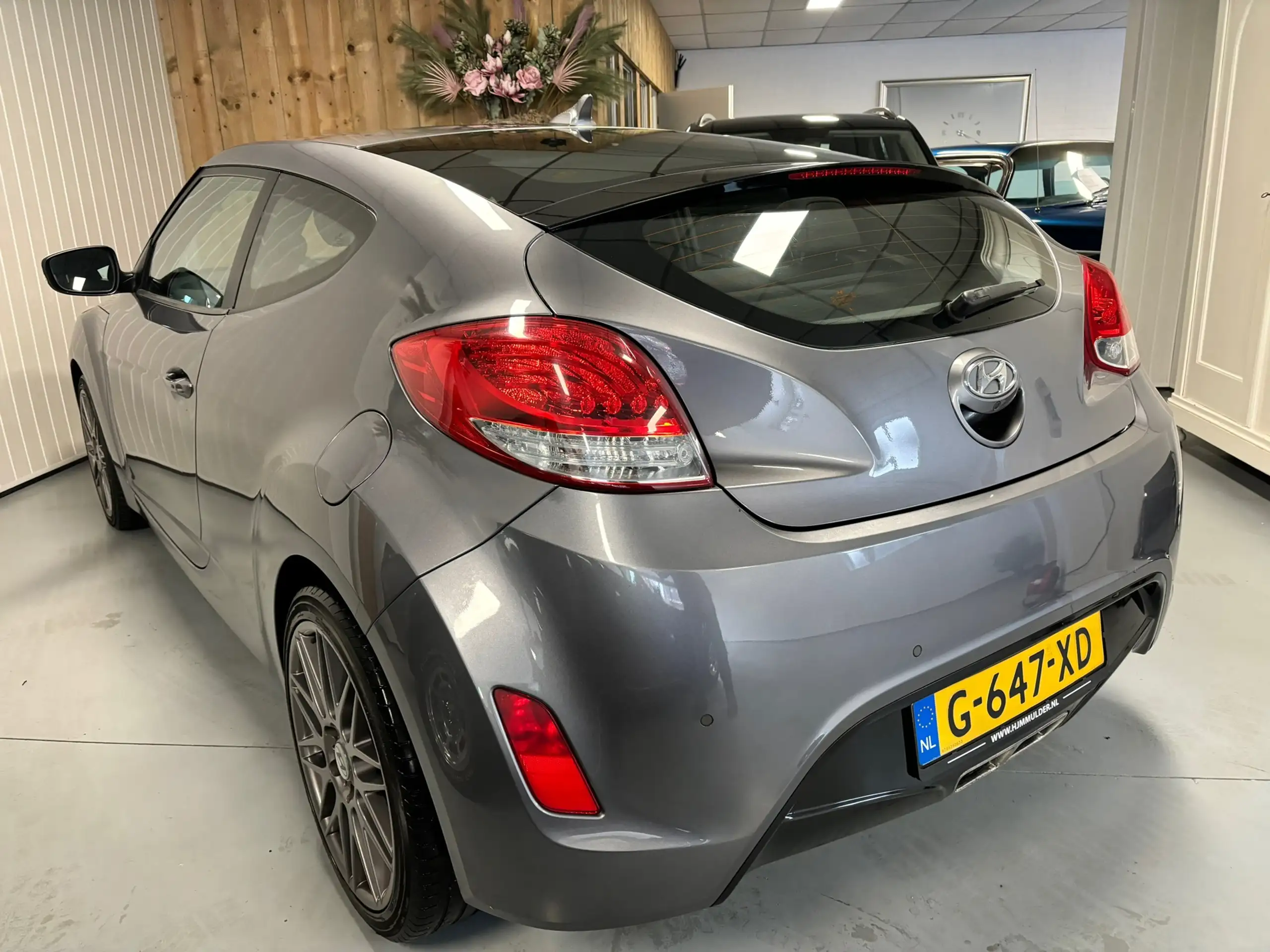 Hyundai - VELOSTER